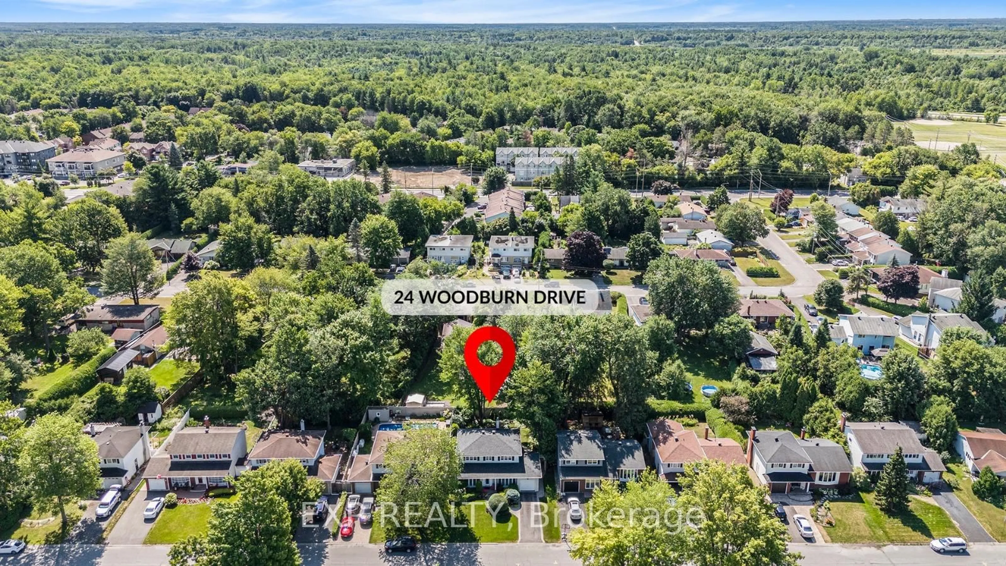 A pic from outside/outdoor area/front of a property/back of a property/a pic from drone, street for 24 Woodburn Dr, Ottawa Ontario K1B 3A7