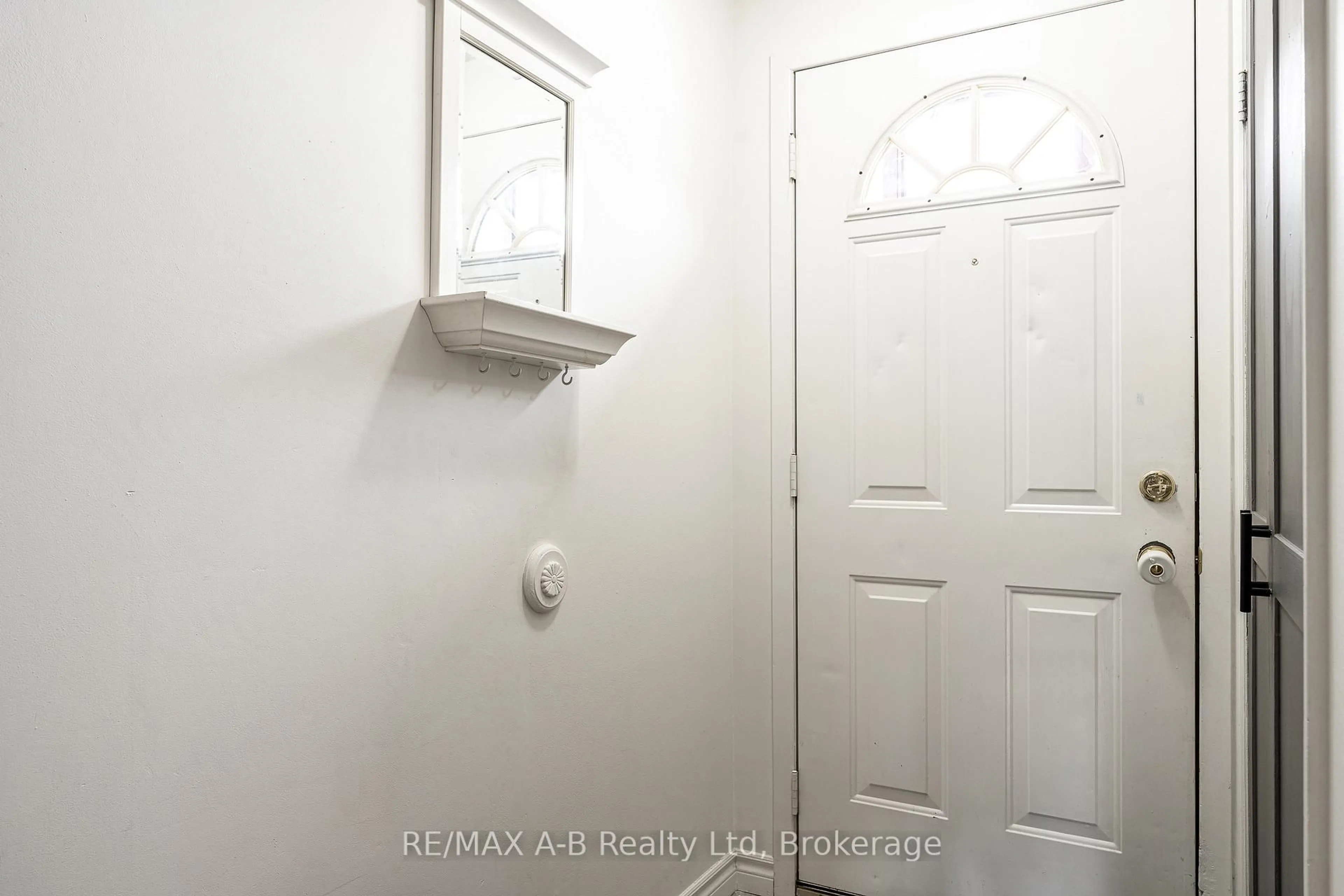 A pic of a room for 91 Avonwood Dr #24, Stratford Ontario N4Z 1B2