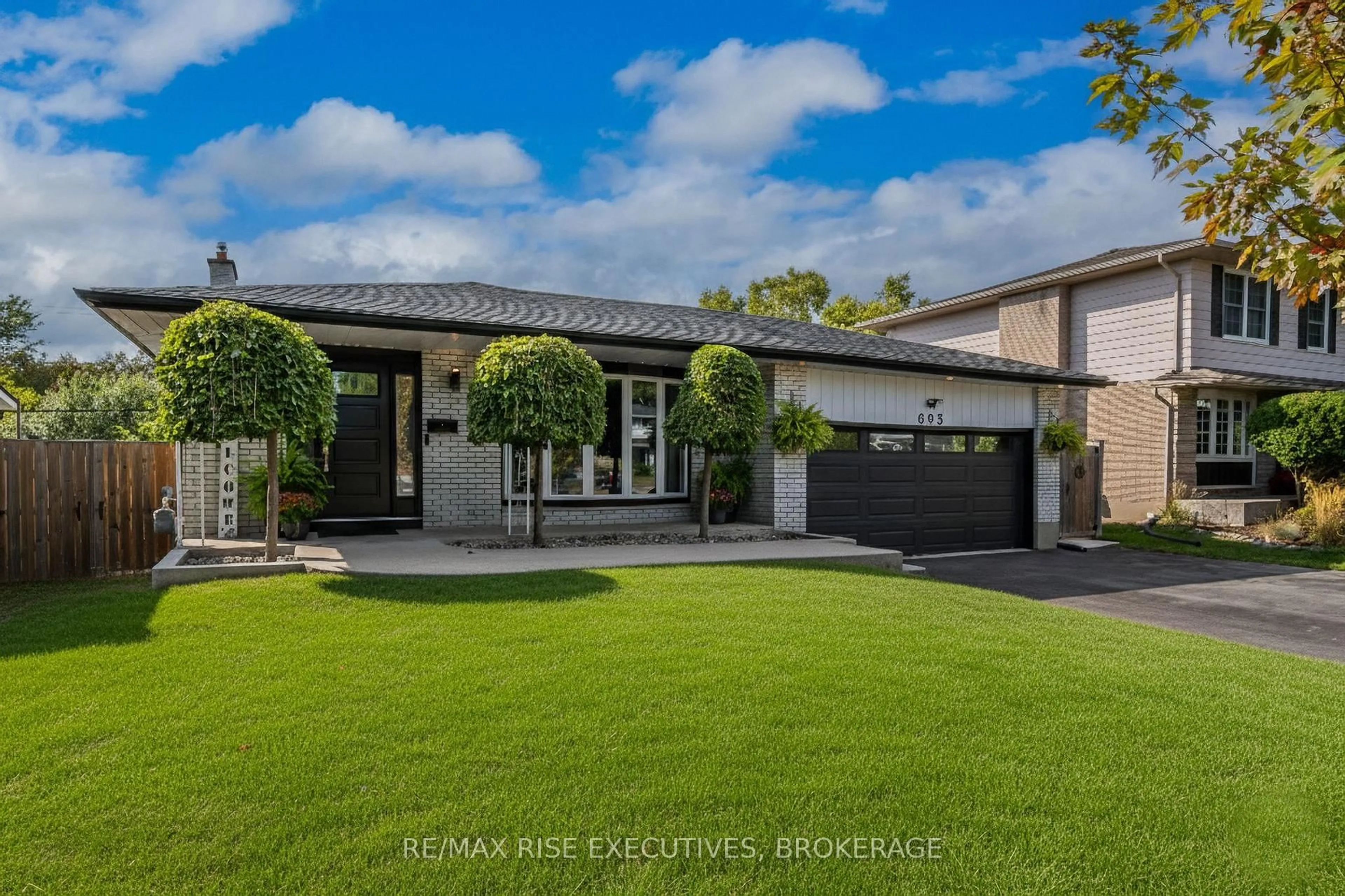 A pic from outside/outdoor area/front of a property/back of a property/a pic from drone, street for 693 Laidlaw Cres, Kingston Ontario K7M 5M3