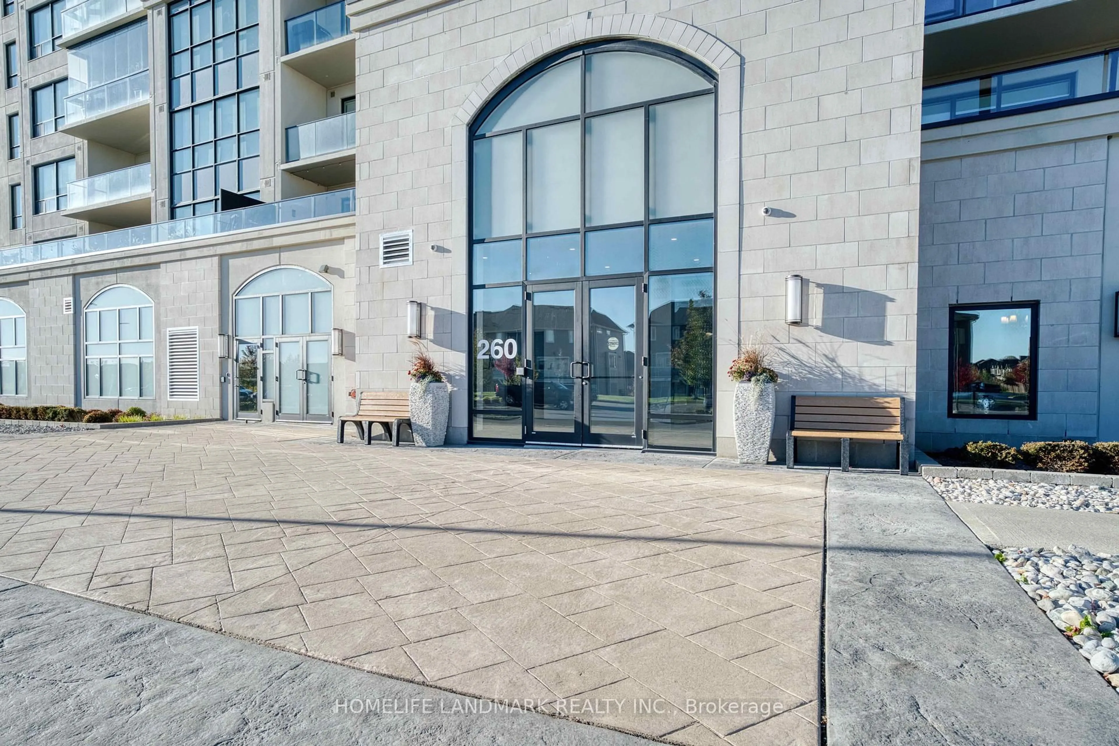 Unknown for 260 VILLAGEWALK Blvd #313, London North Ontario N6G 0P6