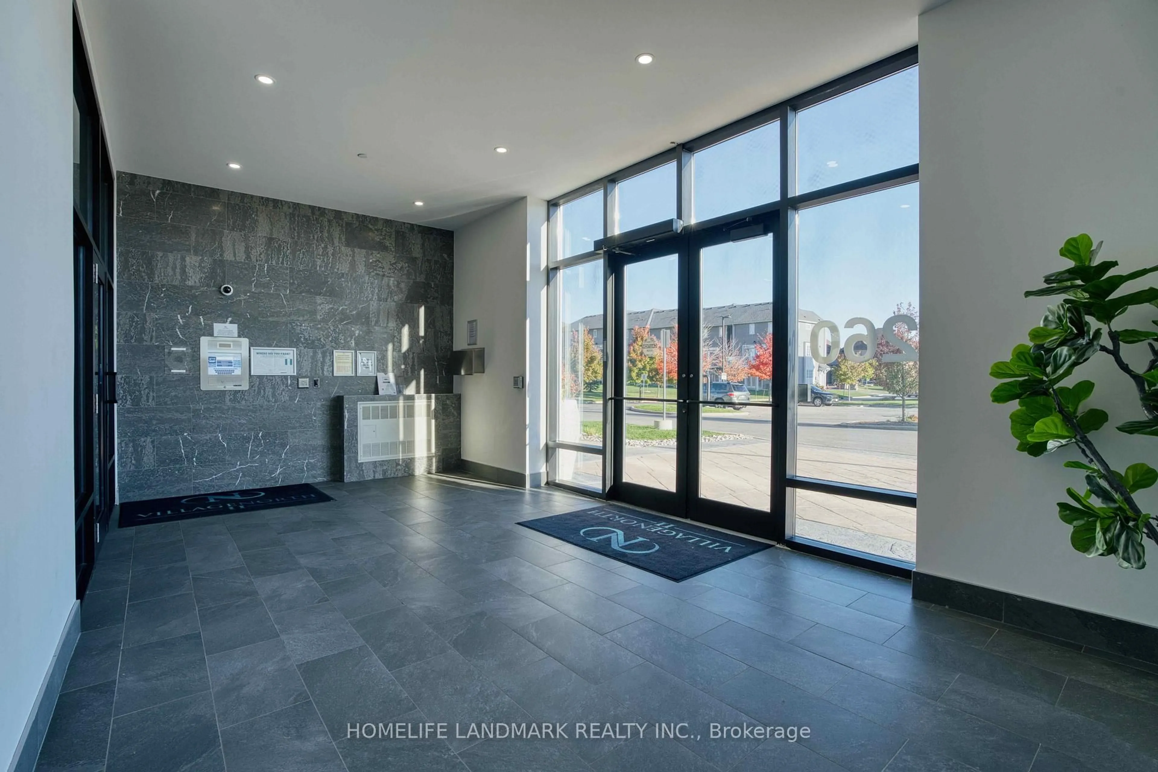 Indoor foyer for 260 VILLAGEWALK Blvd #313, London North Ontario N6G 0P6