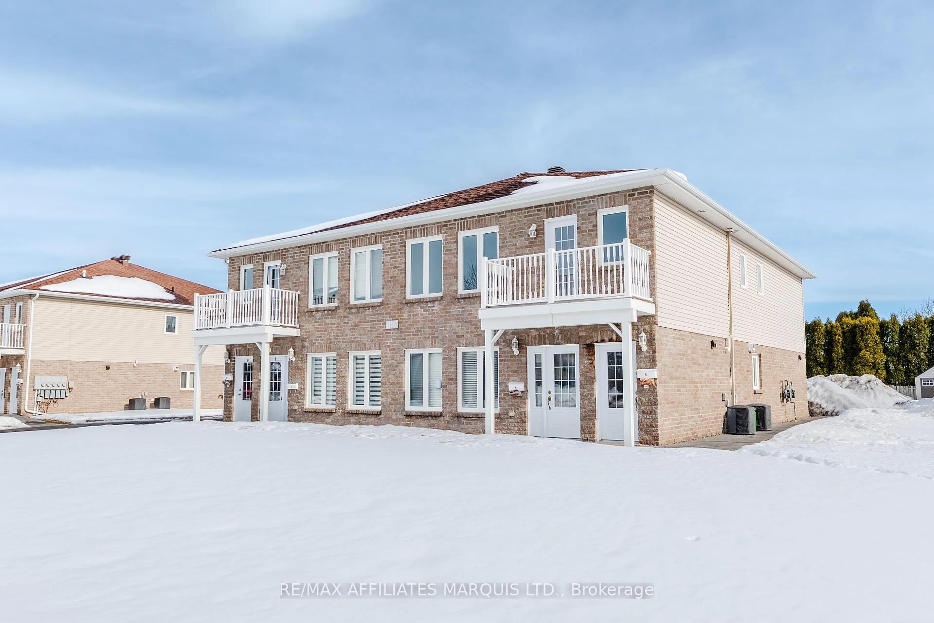 Unknown for 1107 Gretchen Crt, Cornwall Ontario K6H 6T2