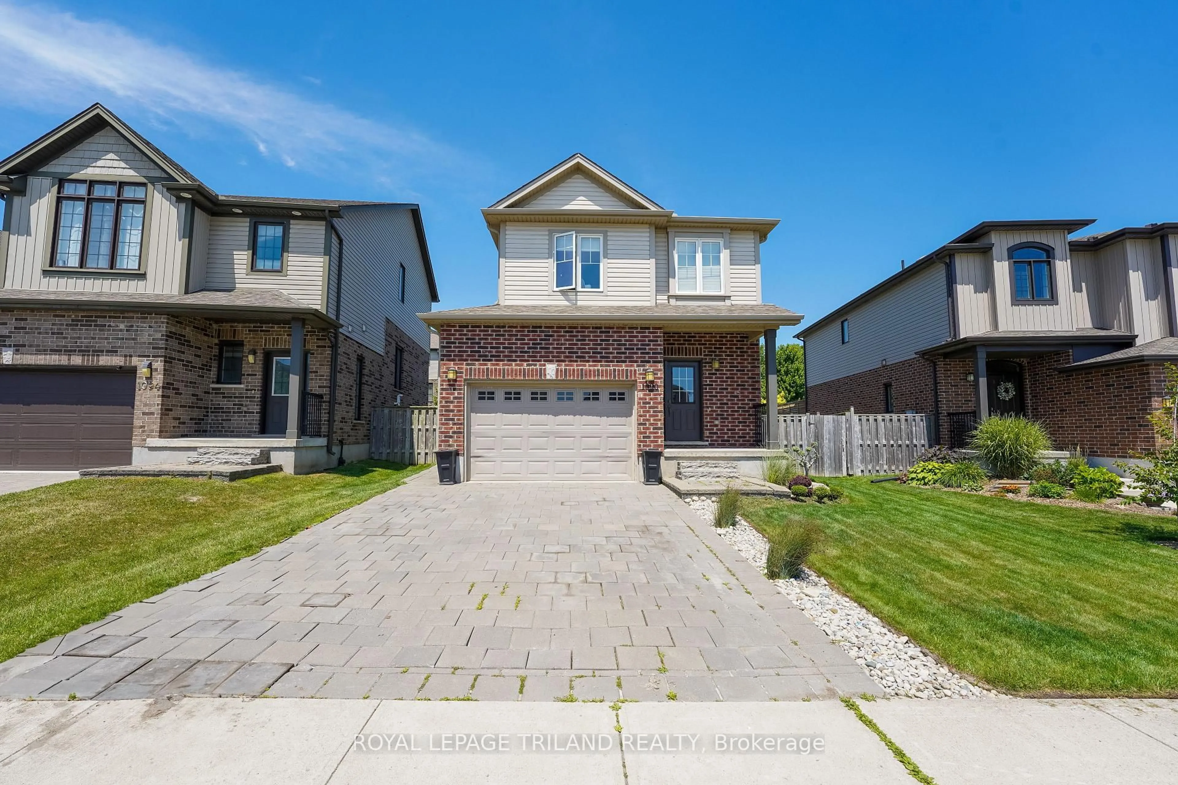 Home with brick exterior material, street for 1090 Oakcrossing Rd, London North Ontario N6H 0E9