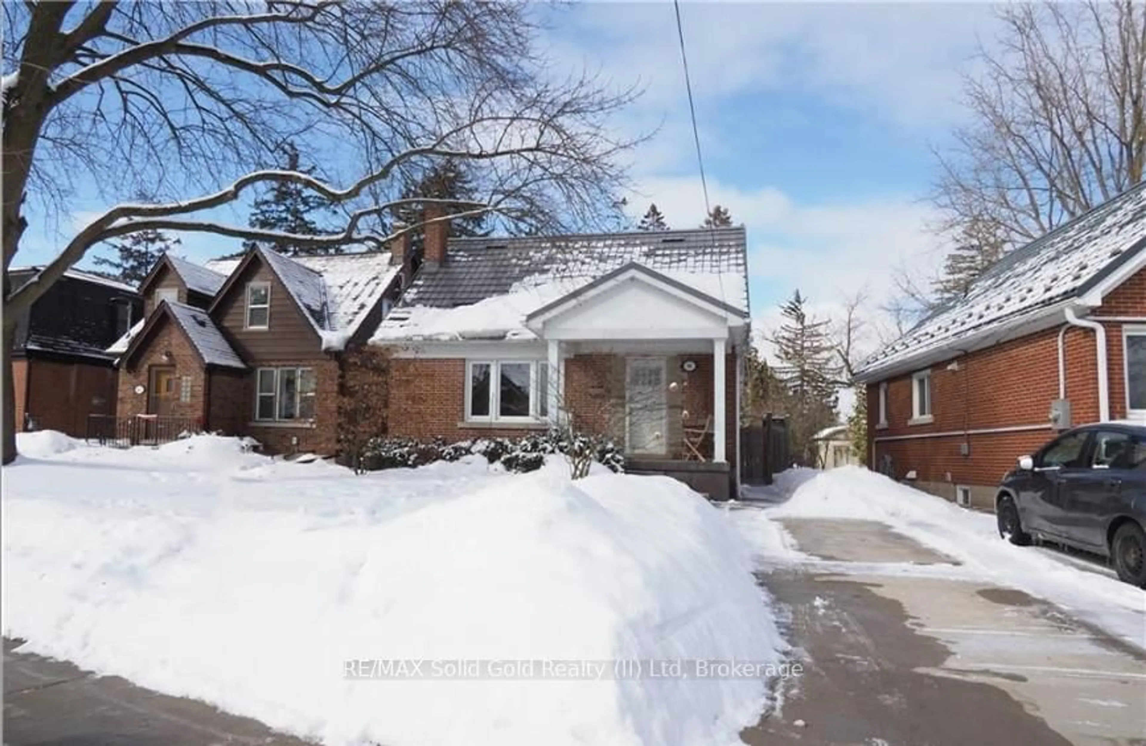 Unknown for 44 Garden Ave, Kitchener Ontario N2M 1E6