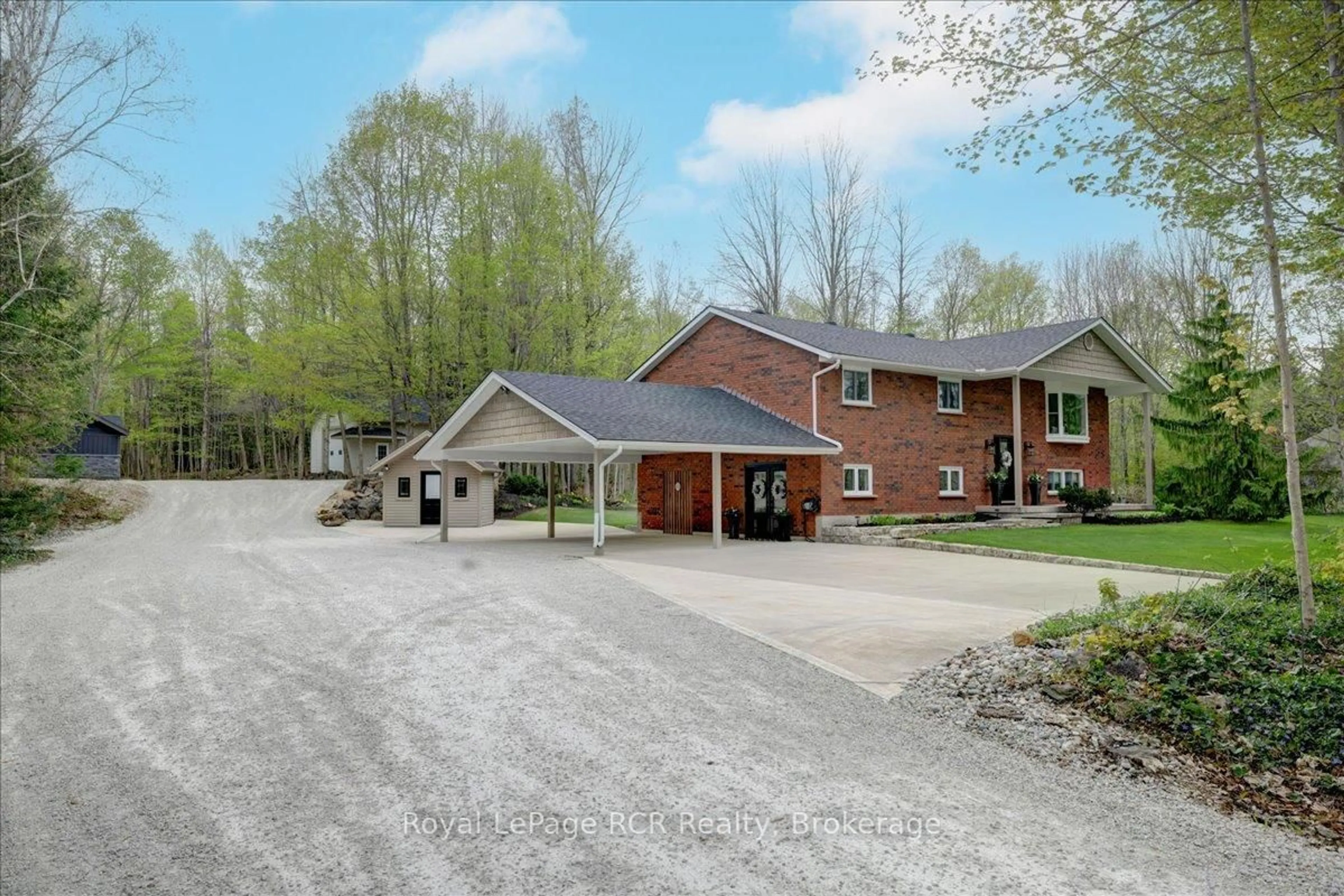 A pic from outside/outdoor area/front of a property/back of a property/a pic from drone, street for 103488 Grey 18 Rd, Meaford Ontario N4K 5N8
