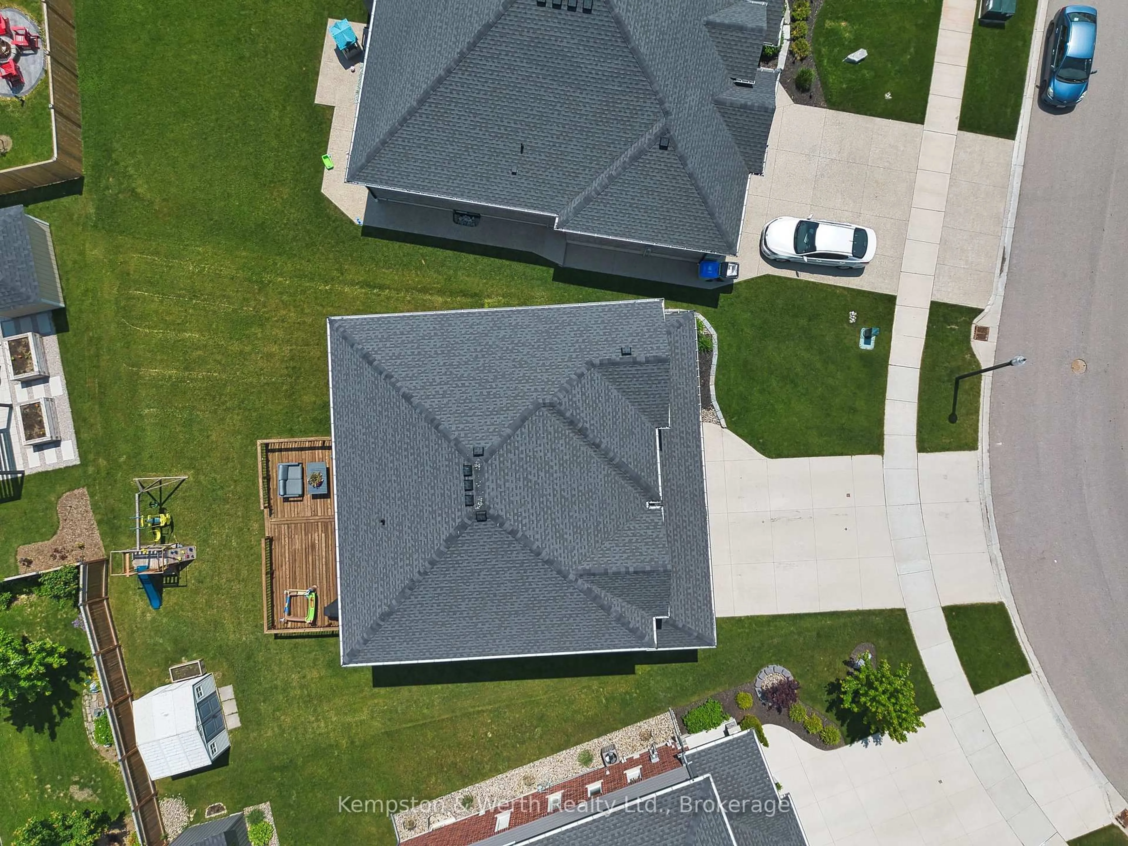 A pic from outside/outdoor area/front of a property/back of a property/a pic from drone, street for 71 Forbes Cres, North Perth Ontario N4W 0B8
