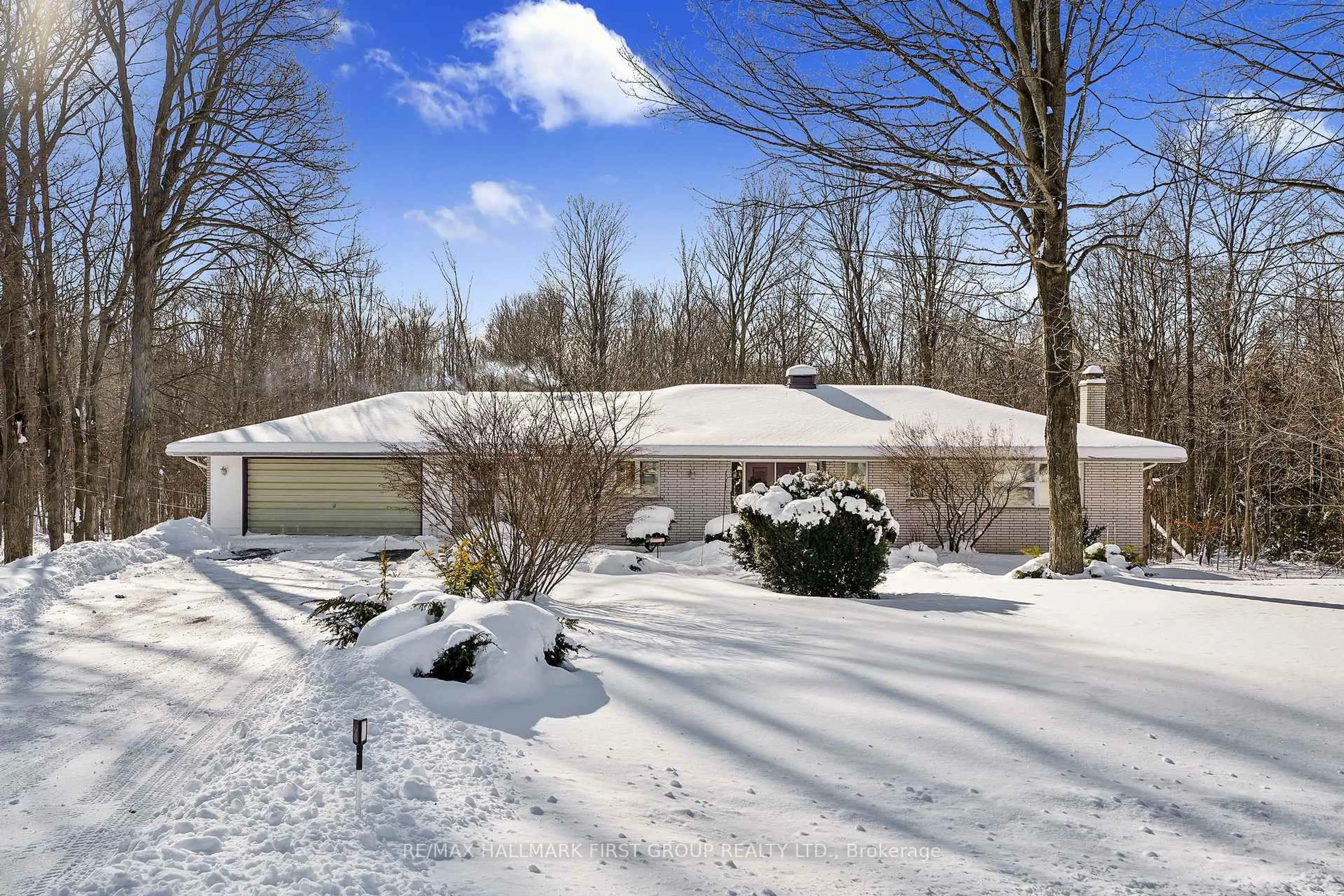 A pic from outside/outdoor area/front of a property/back of a property/a pic from drone, water/lake/river/ocean view for 452 Gully Rd, Alnwick/Haldimand Ontario K9A 4J8