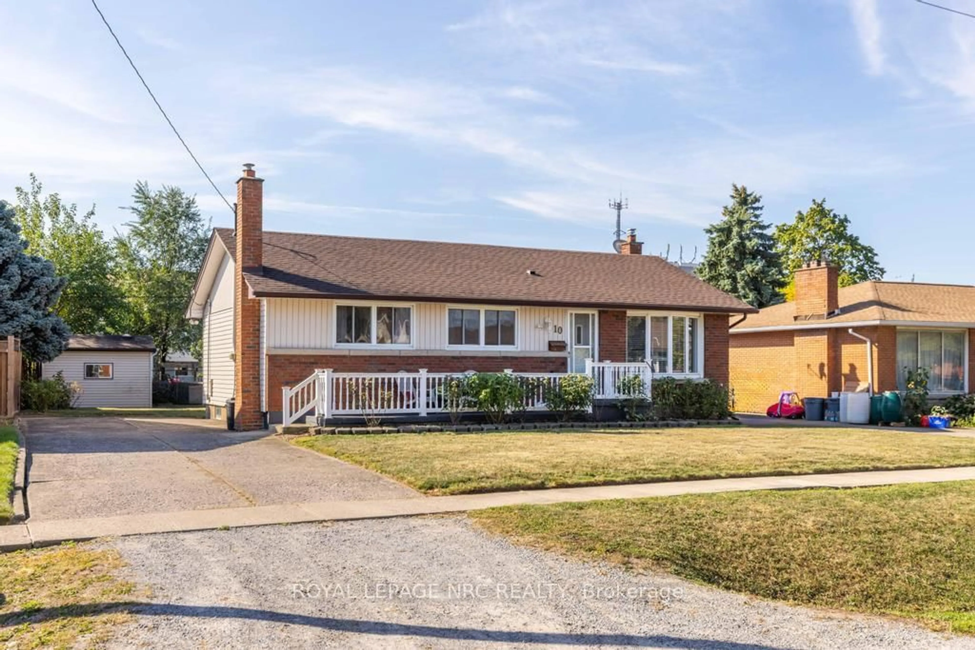 Unknown for 10 Ridgeview Ave, St. Catharines Ontario L2M 6B3