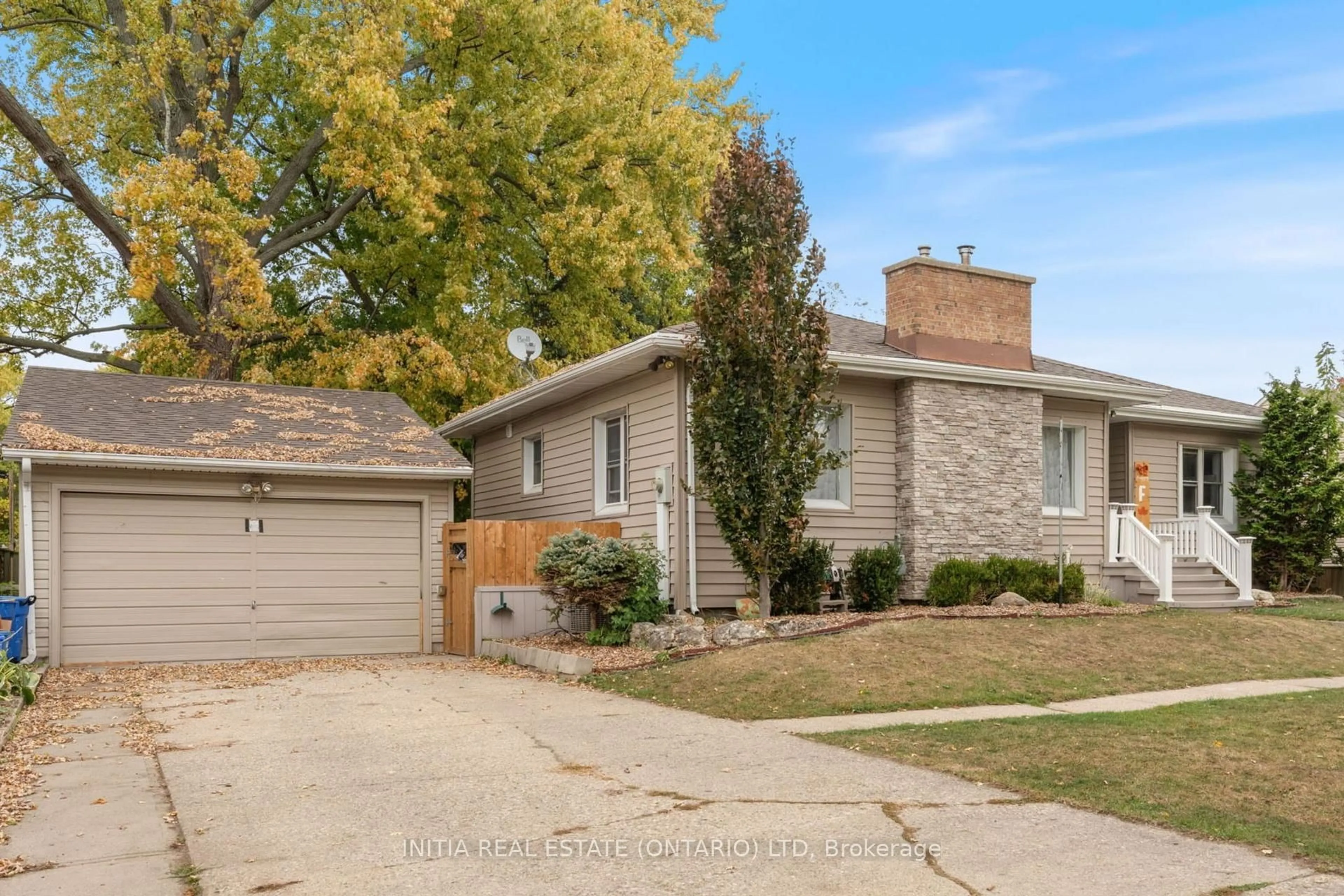 Home with brick exterior material, street for 730 TALFOURD St, Sarnia Ontario N7T 1R9