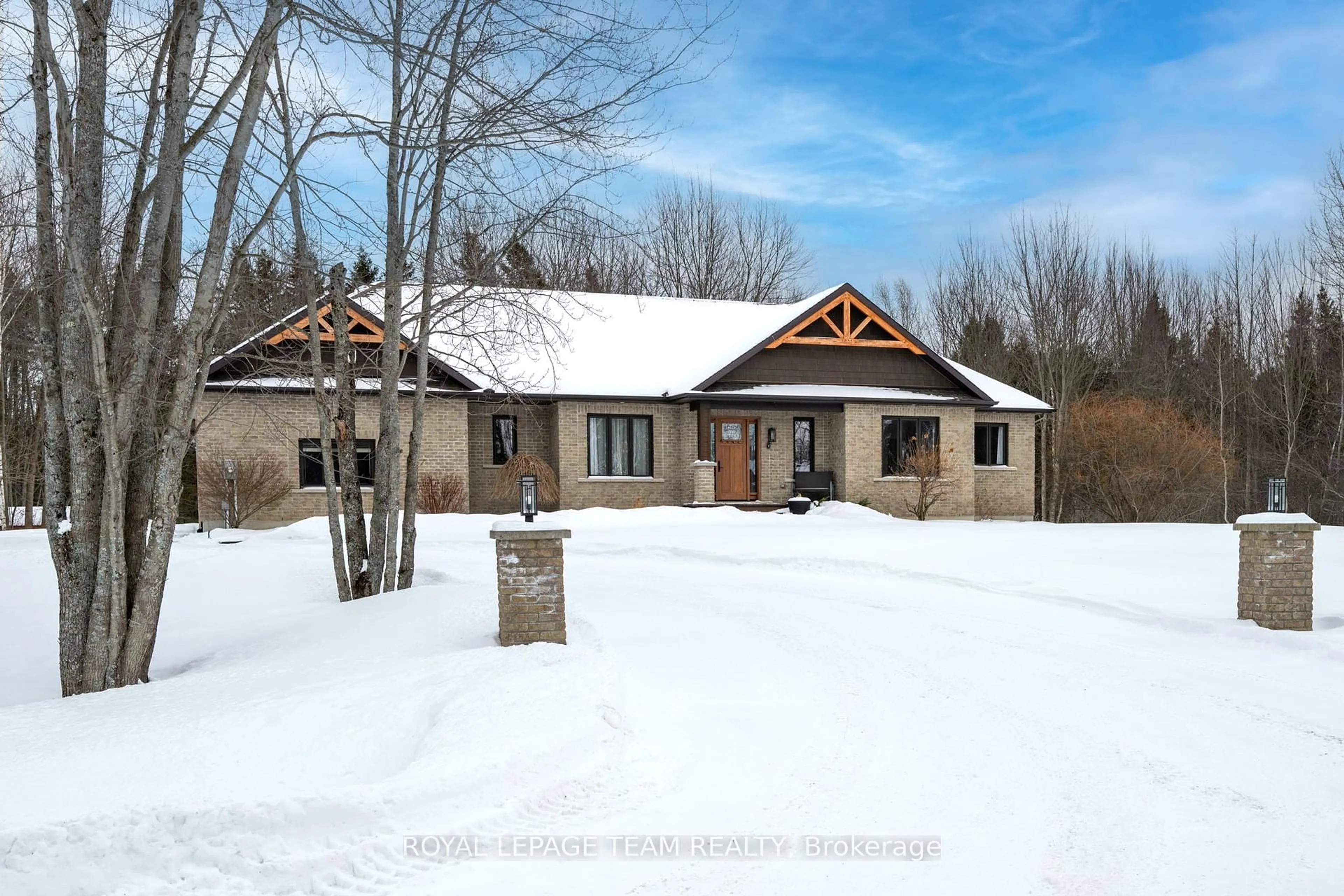 Unknown for 524 Osmond Daley Dr, Carp Ontario K0A 1L0