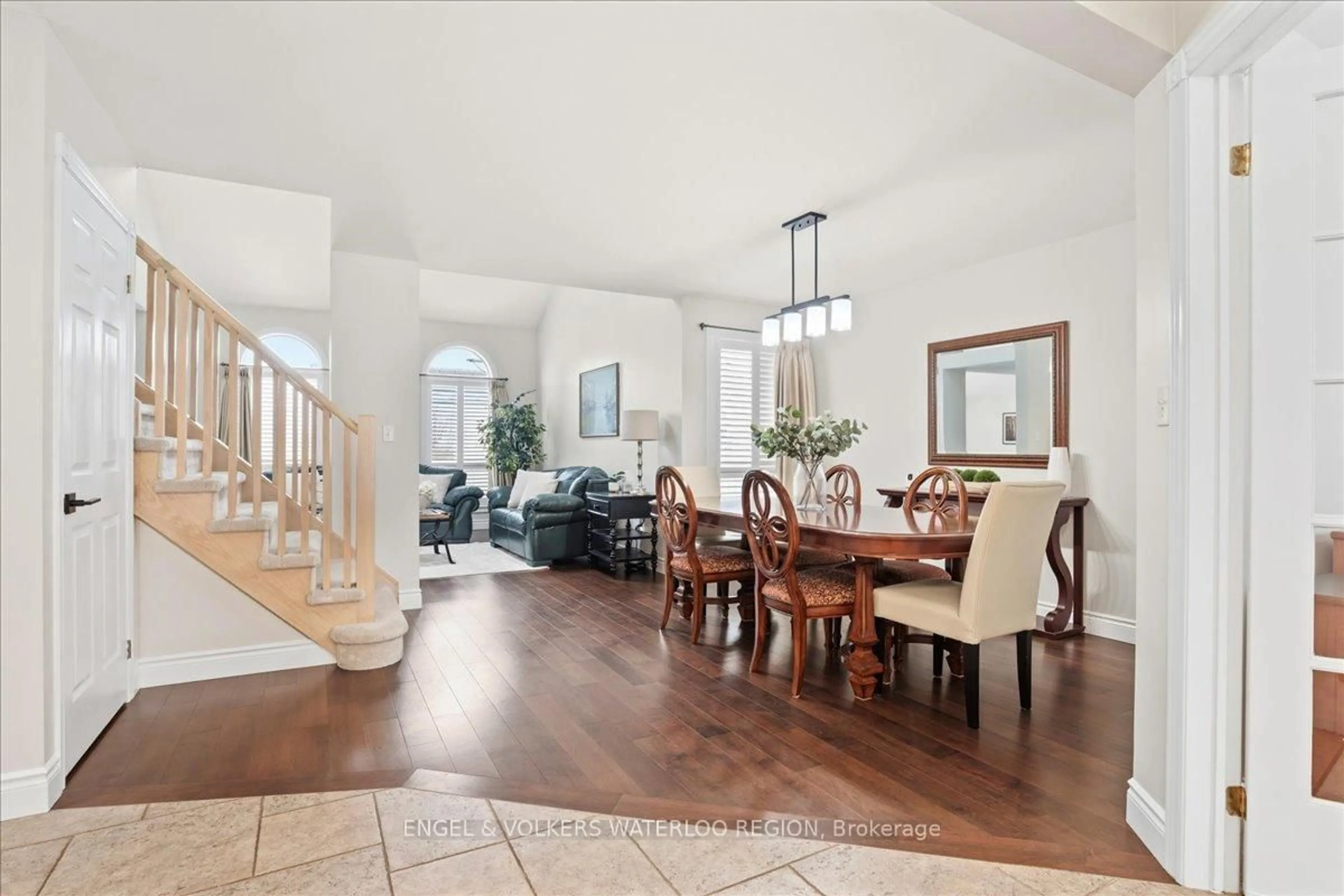 Dining room, ceramic/tile floor for 52 Longhurst Cres, Cambridge Ontario N1T 1R8