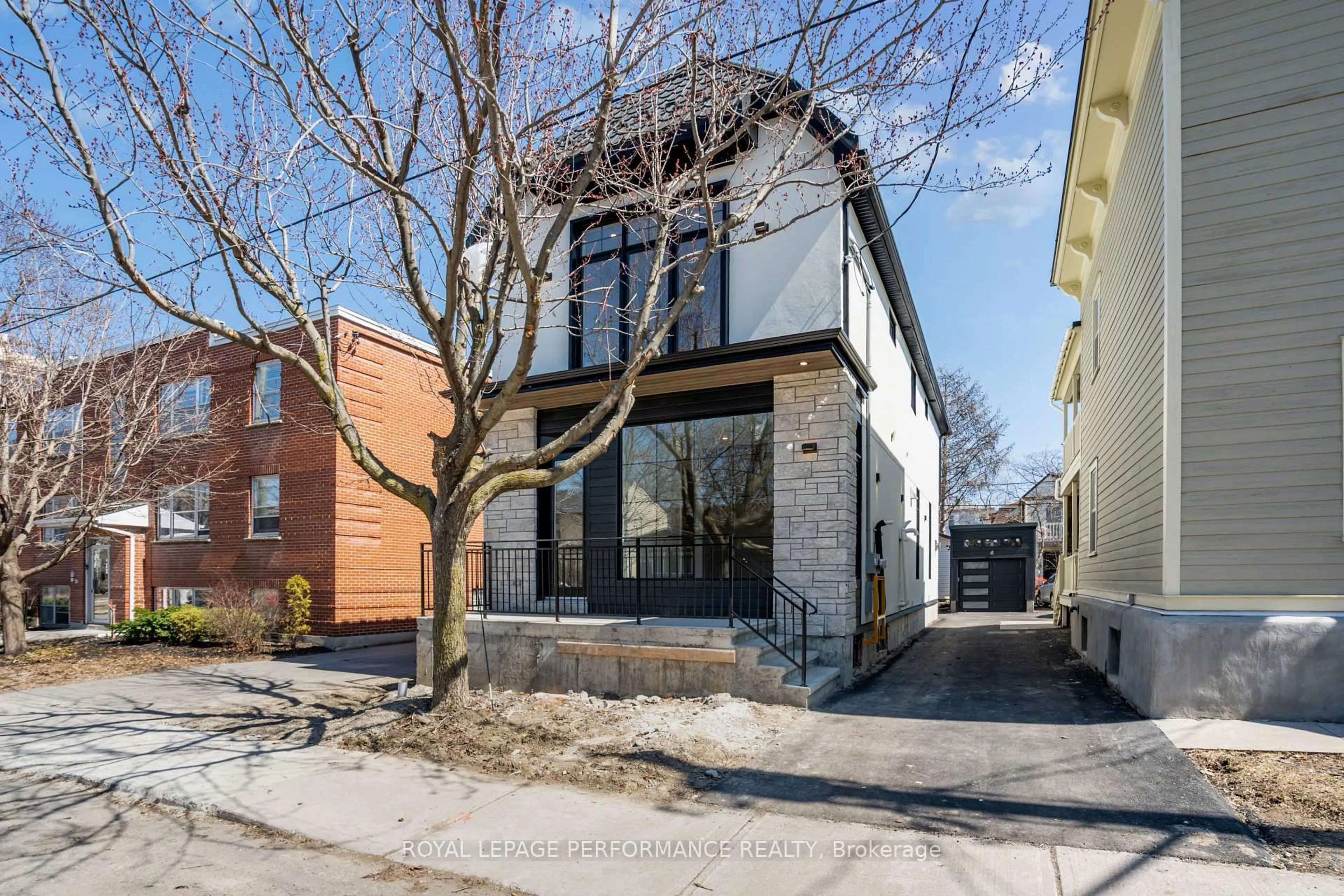 Home with brick exterior material, street for 31 Commanda Way, Ottawa Ontario K1M 1G1