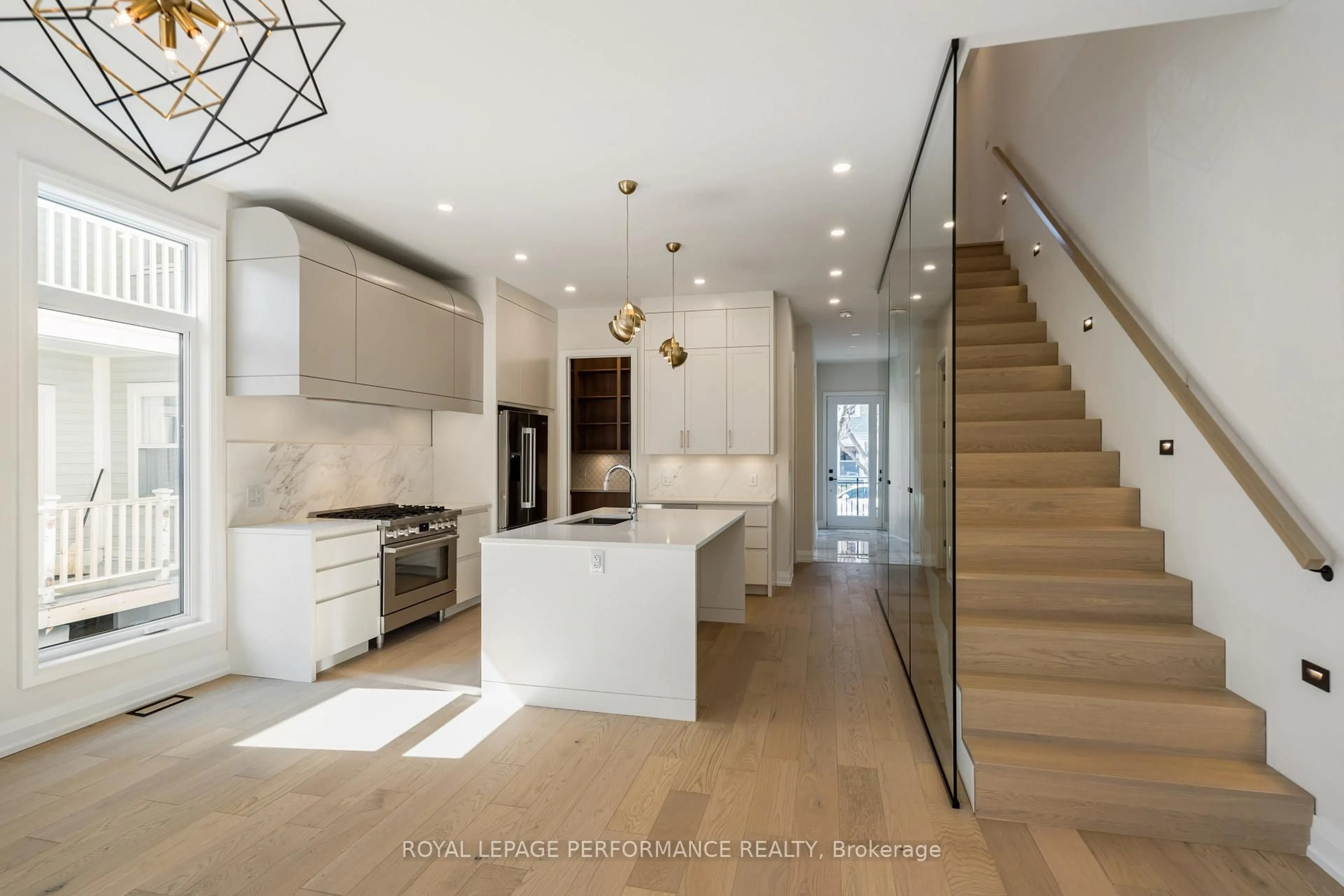 Open concept kitchen, unknown for 31 Commanda Way, Ottawa Ontario K1M 1G1