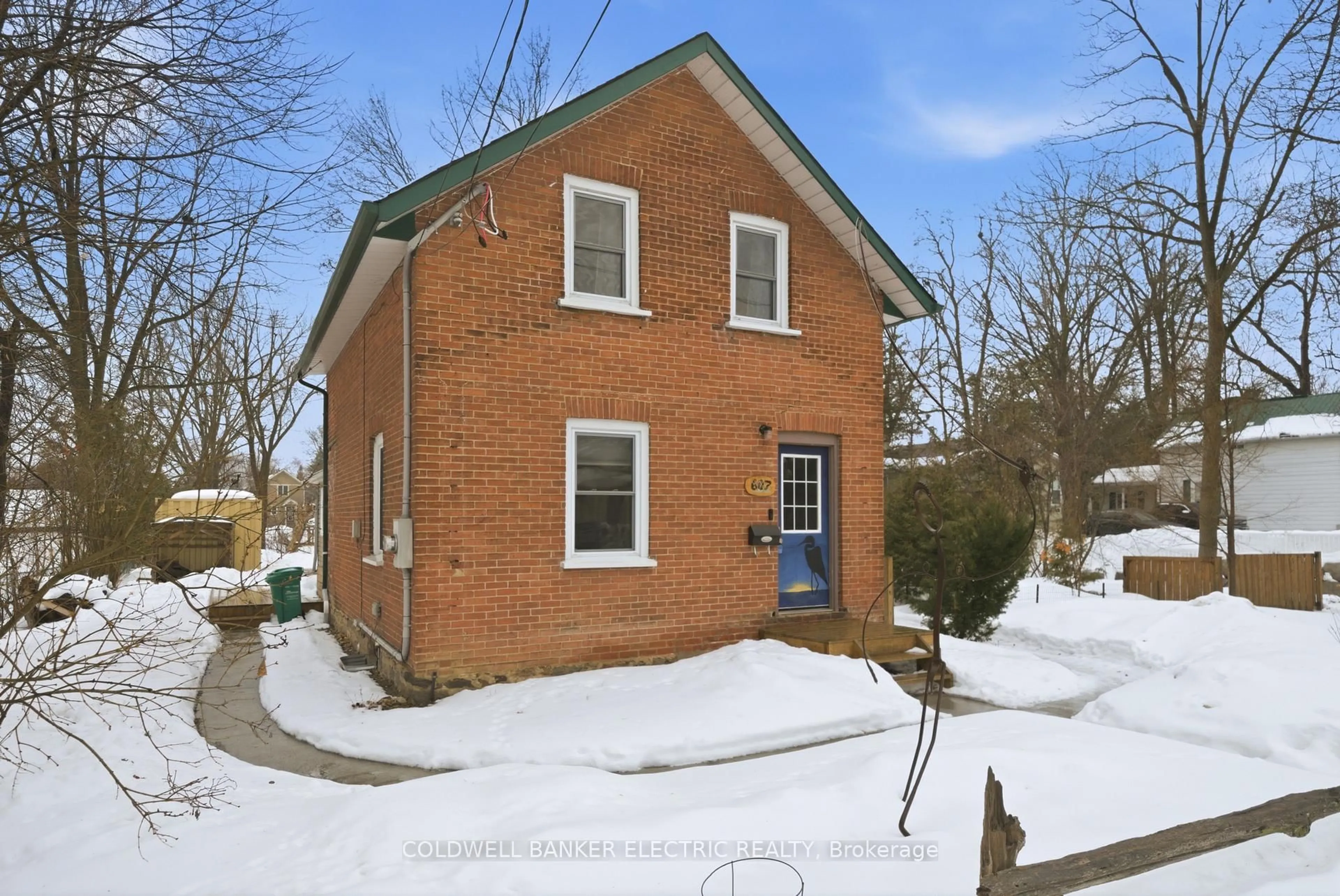 Home with brick exterior material, street for 607 Armour Rd, Peterborough Ontario K9H 1Z3