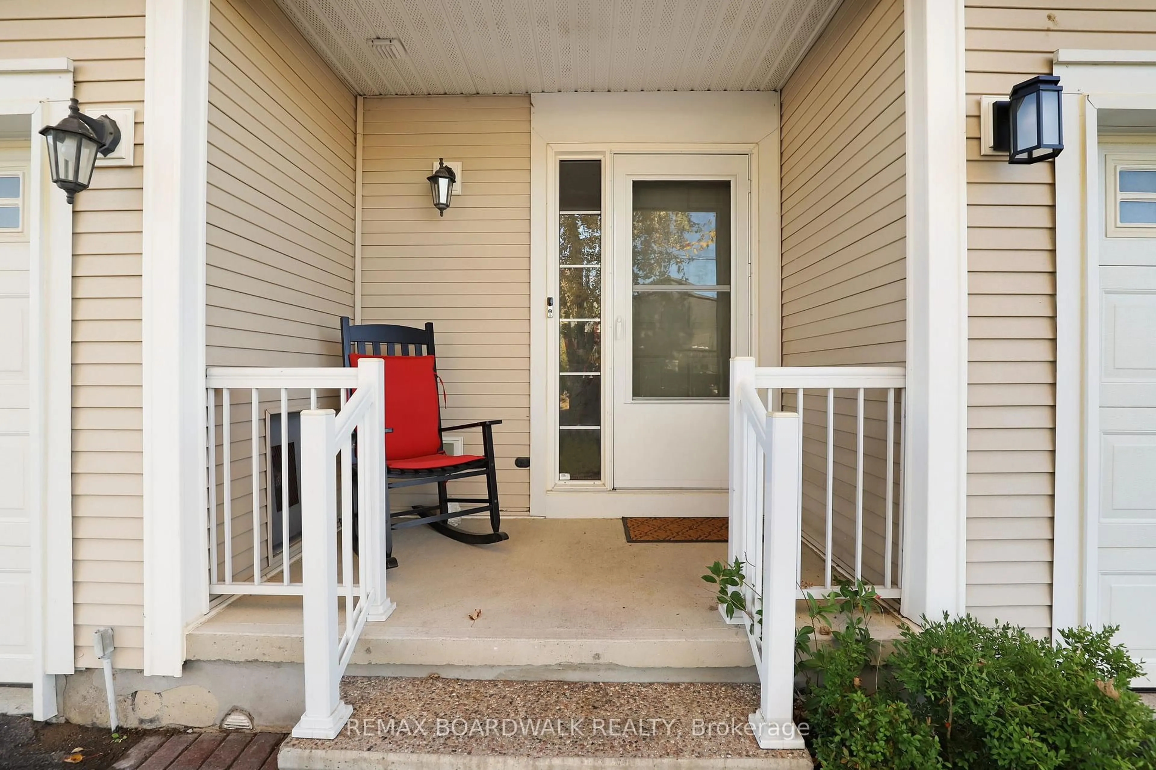 Patio, street for 20 Alma St, North Grenville Ontario K0G 1J0