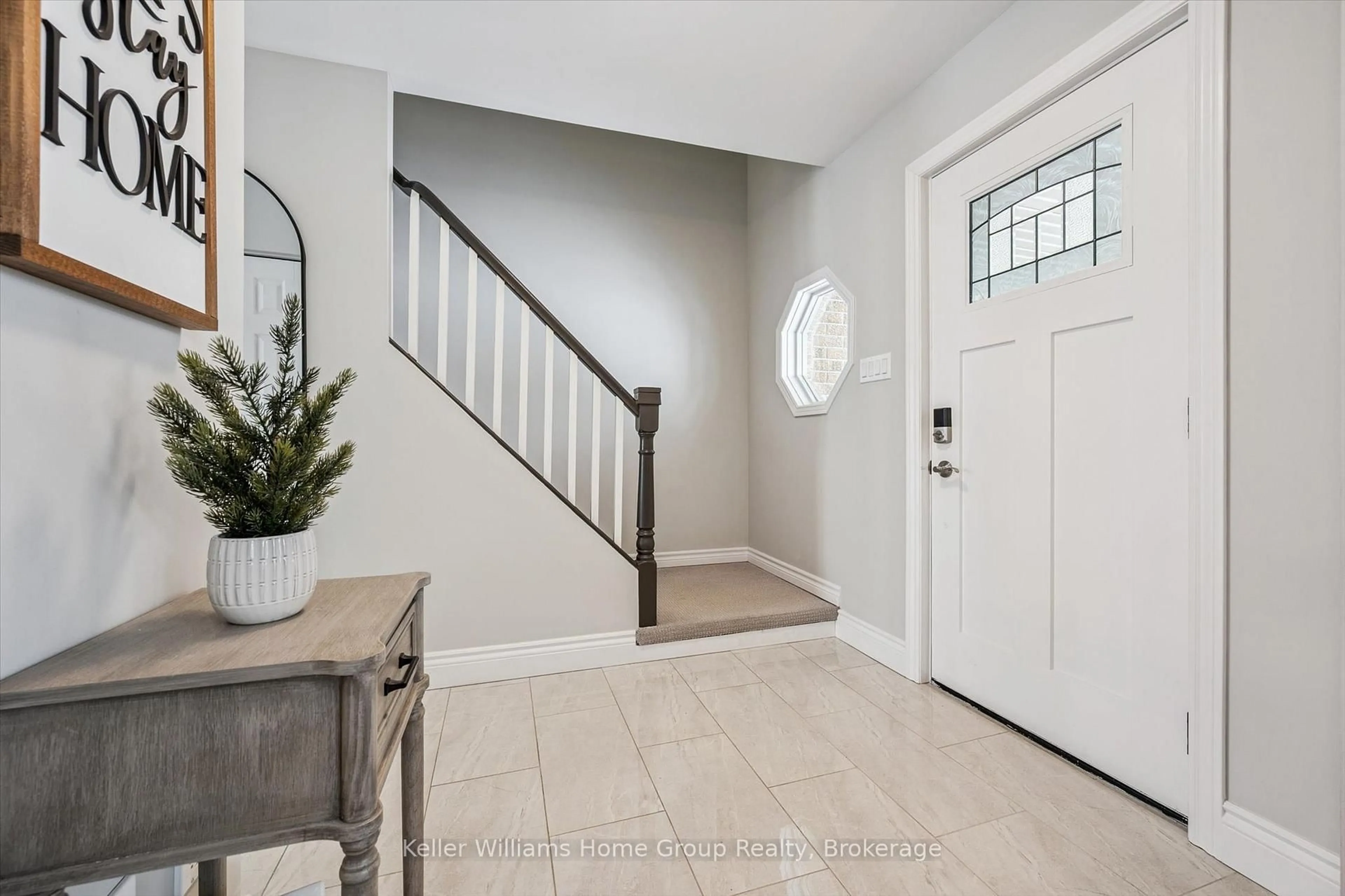 Indoor entryway for 126 Municipal St, Guelph Ontario N1G 4R1