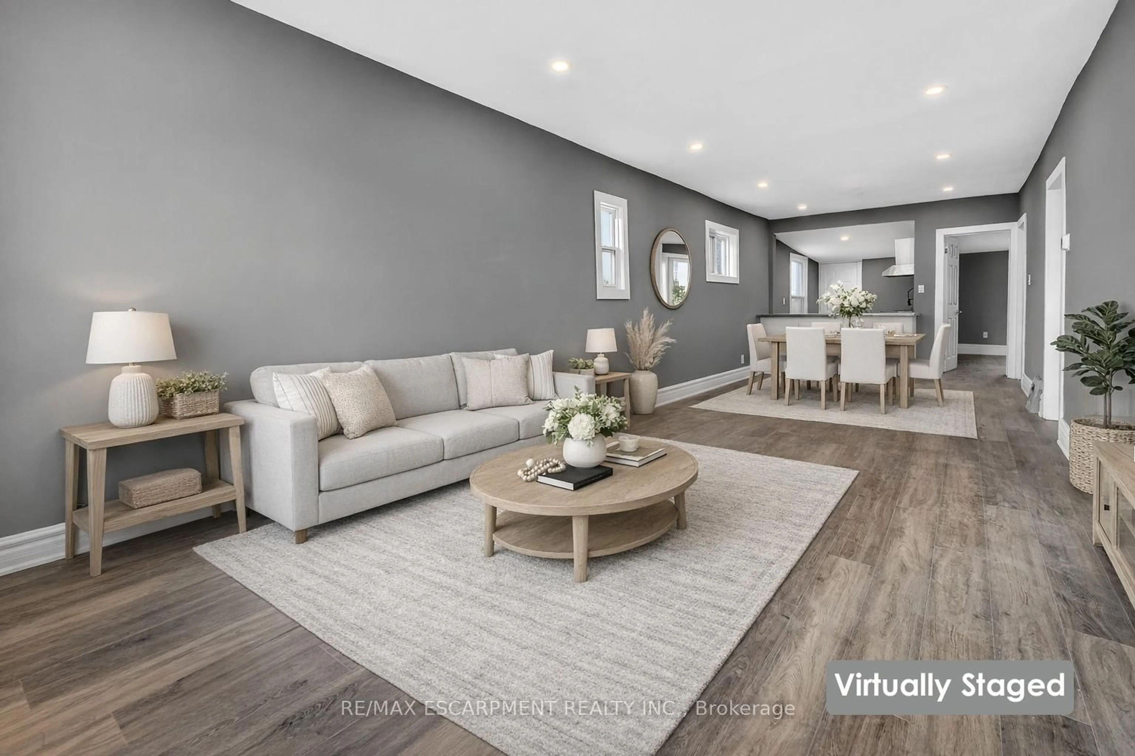 Living room with furniture, unknown for 49 Allan Ave, Hamilton Ontario L8H 2C8