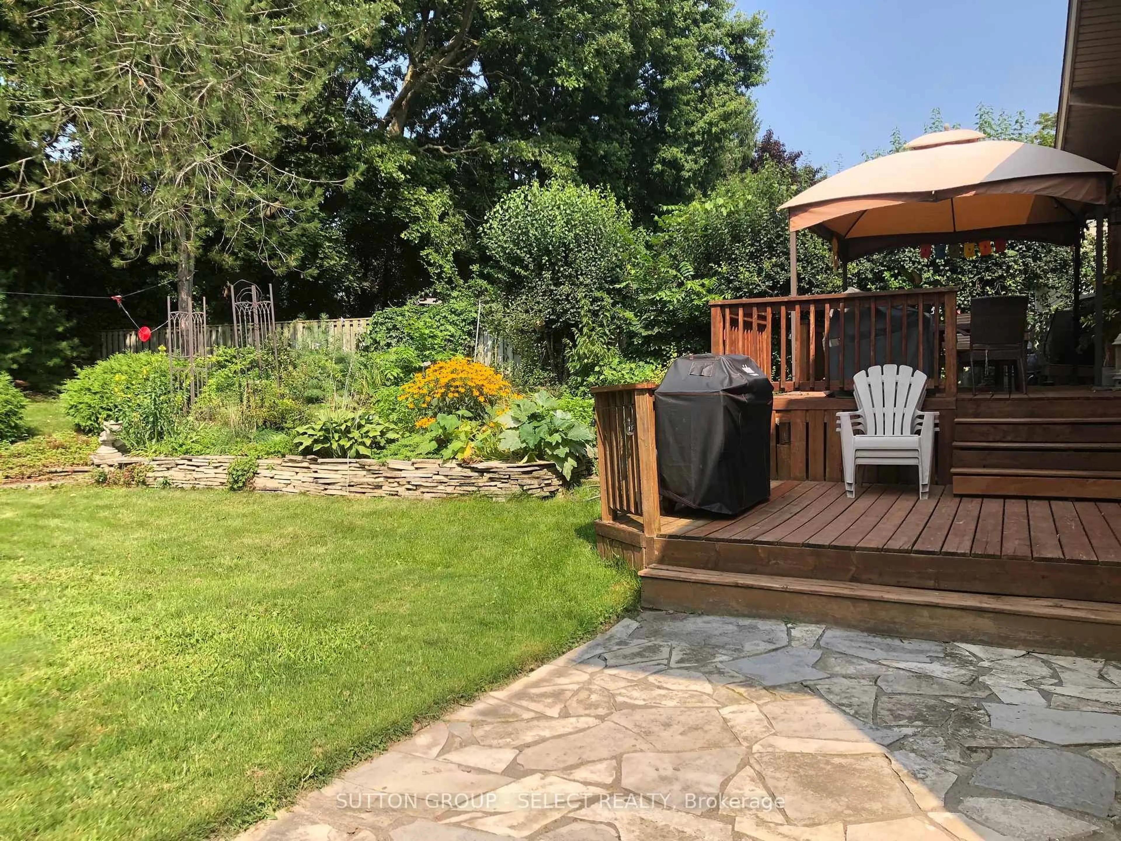 Patio, unknown for 486 Cypress Ave, London North Ontario N6H 3R3
