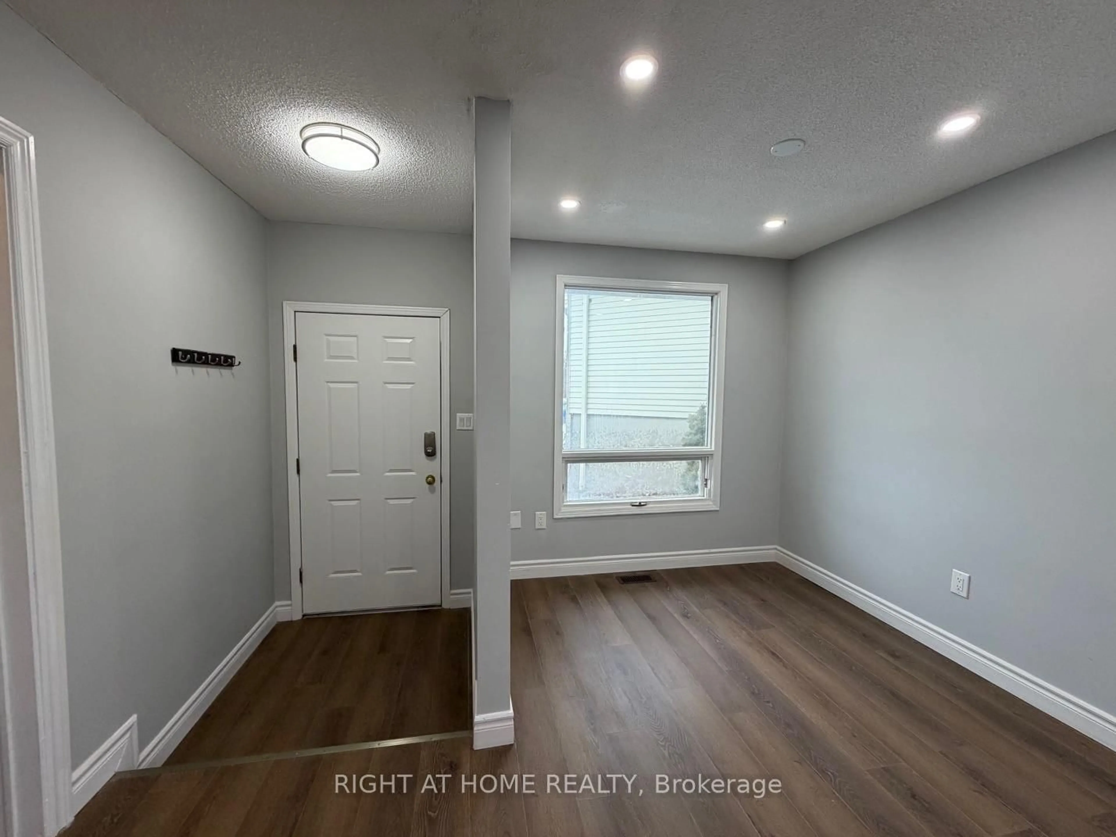 A pic of a room for 101 Romy Cres, Thorold Ontario L2V 4V2