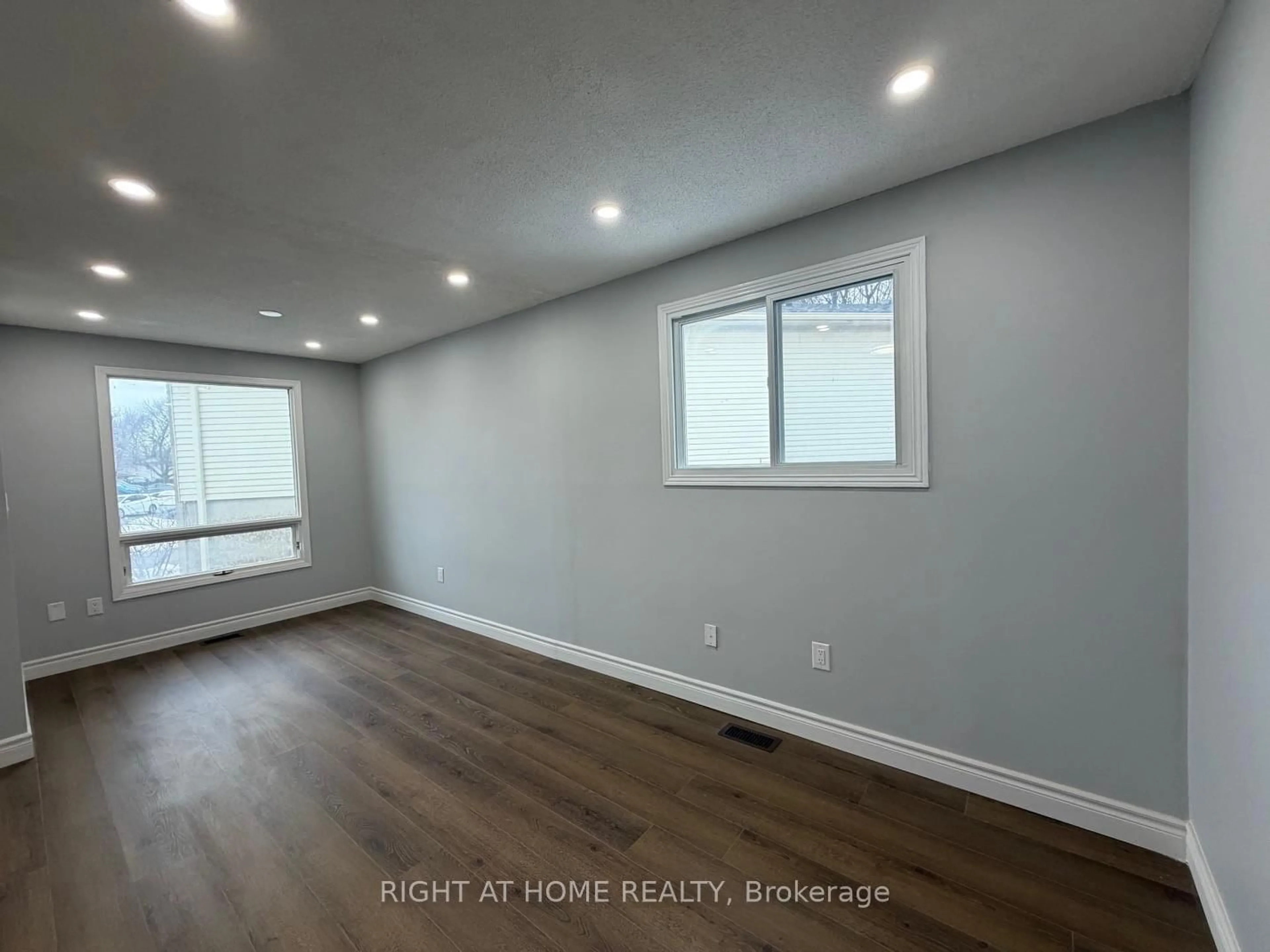 A pic of a room for 101 Romy Cres, Thorold Ontario L2V 4V2