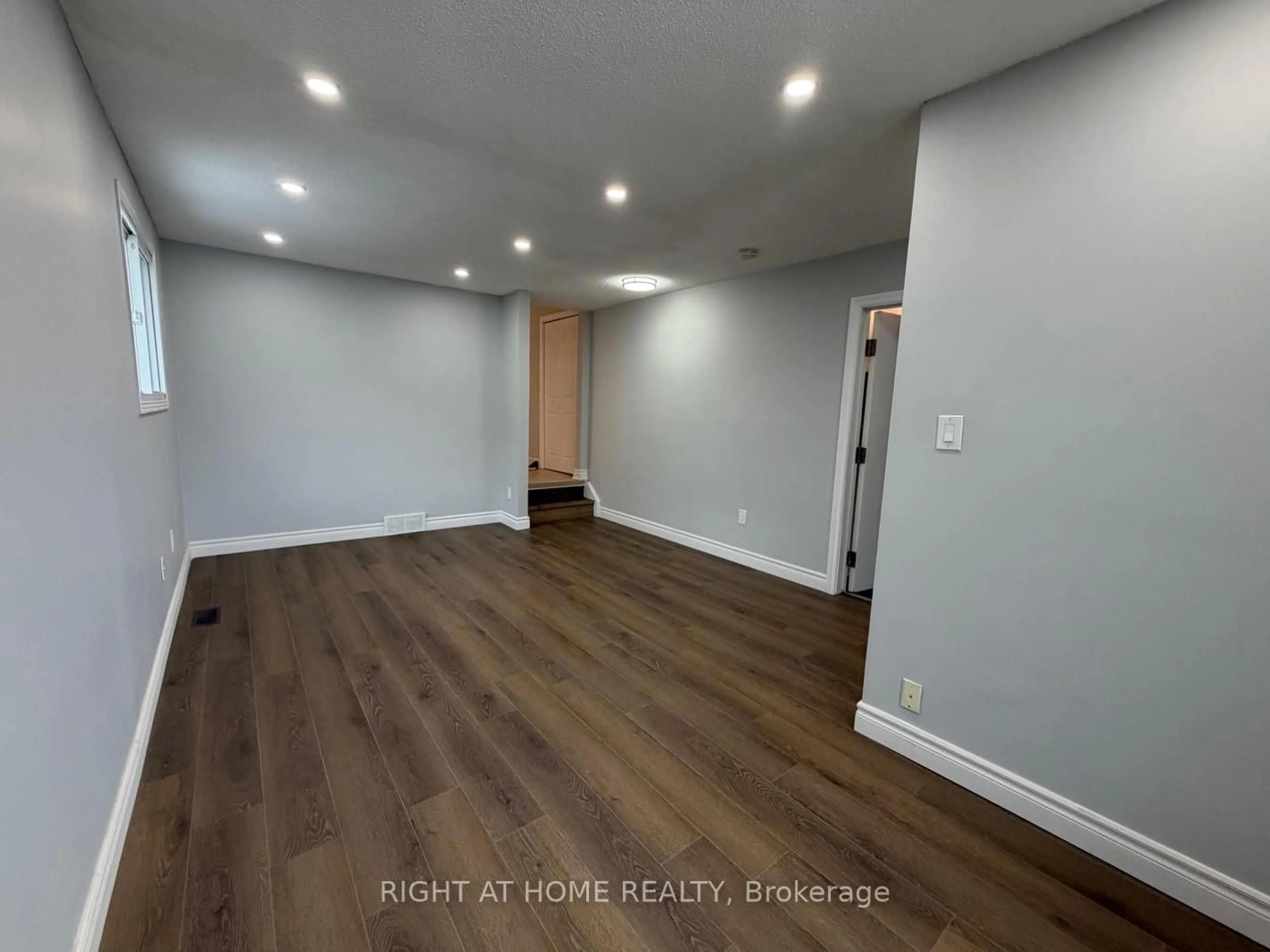 A pic of a room for 101 Romy Cres, Thorold Ontario L2V 4V2