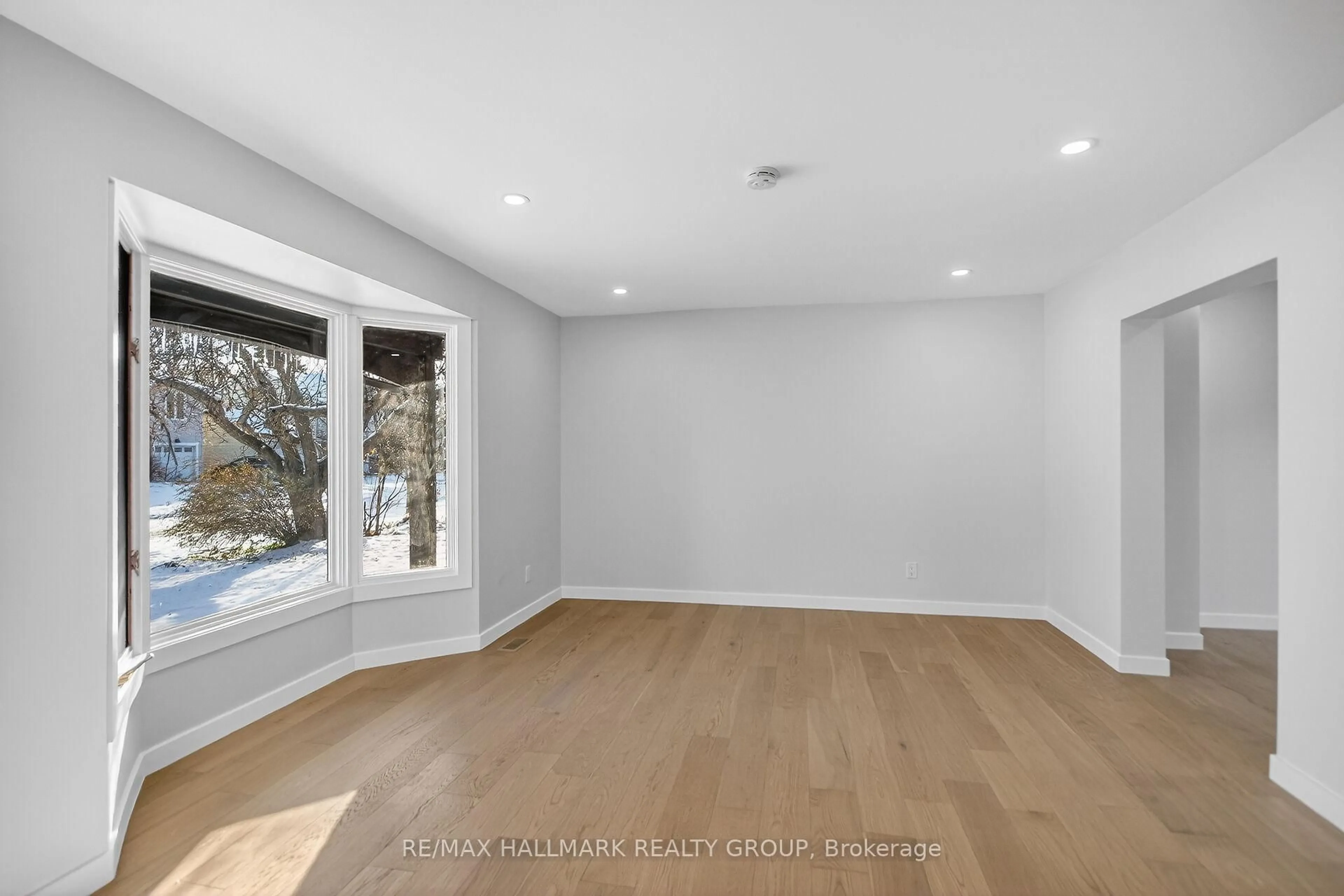 A pic of a room for 15 Scharf Lane, Kanata Ontario K2L 2K3