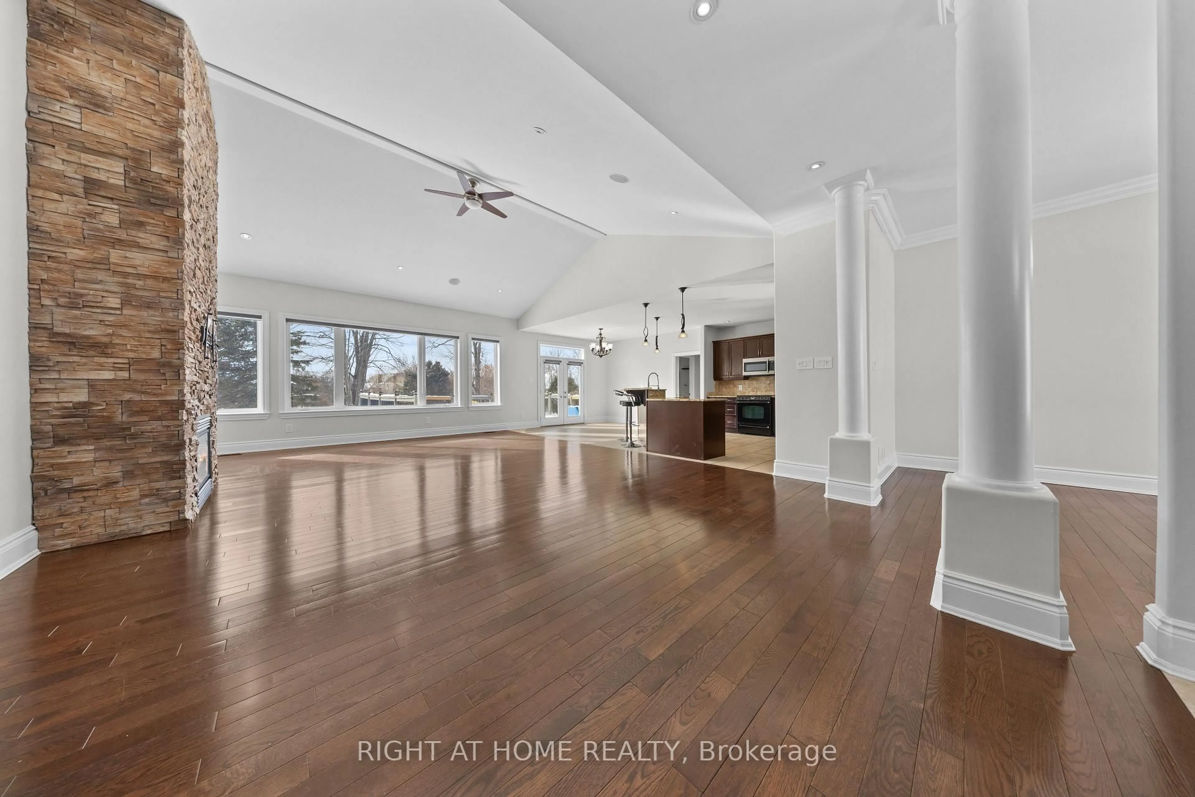 Open concept kitchen, unknown for 6833 Suncrest Dr, Ottawa Ontario K4P 0B2