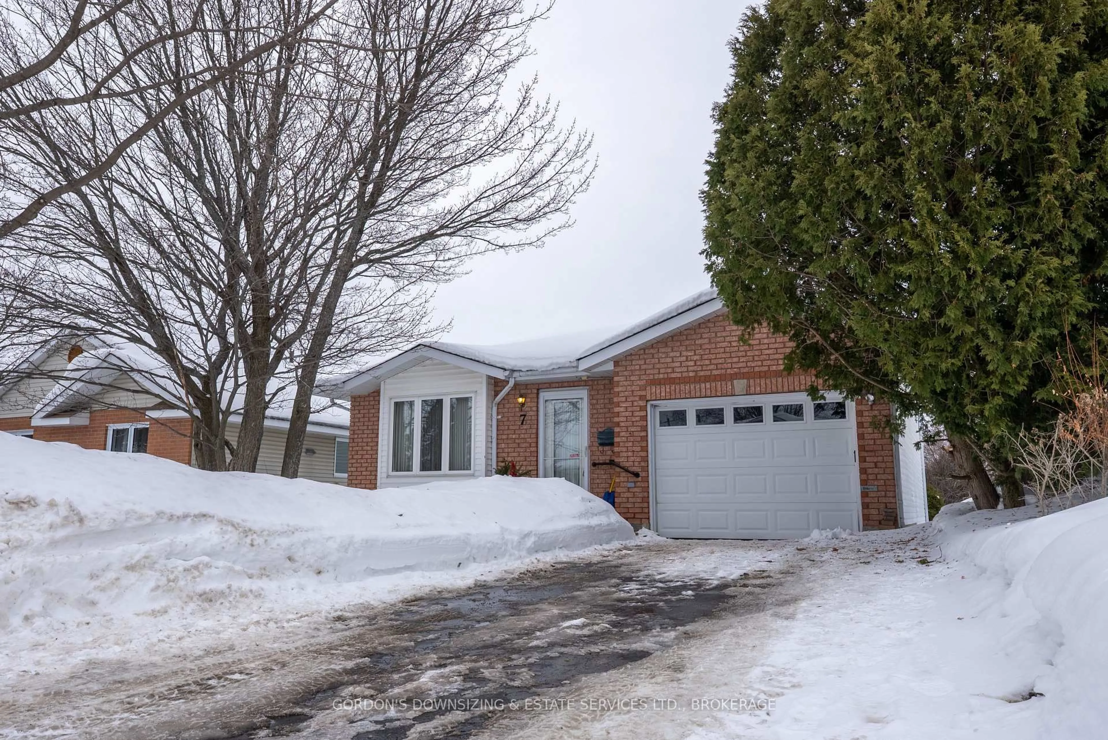 Home with brick exterior material, street for 7 Pebblehill Pl, Greater Sudbury Ontario P3E 5Y9