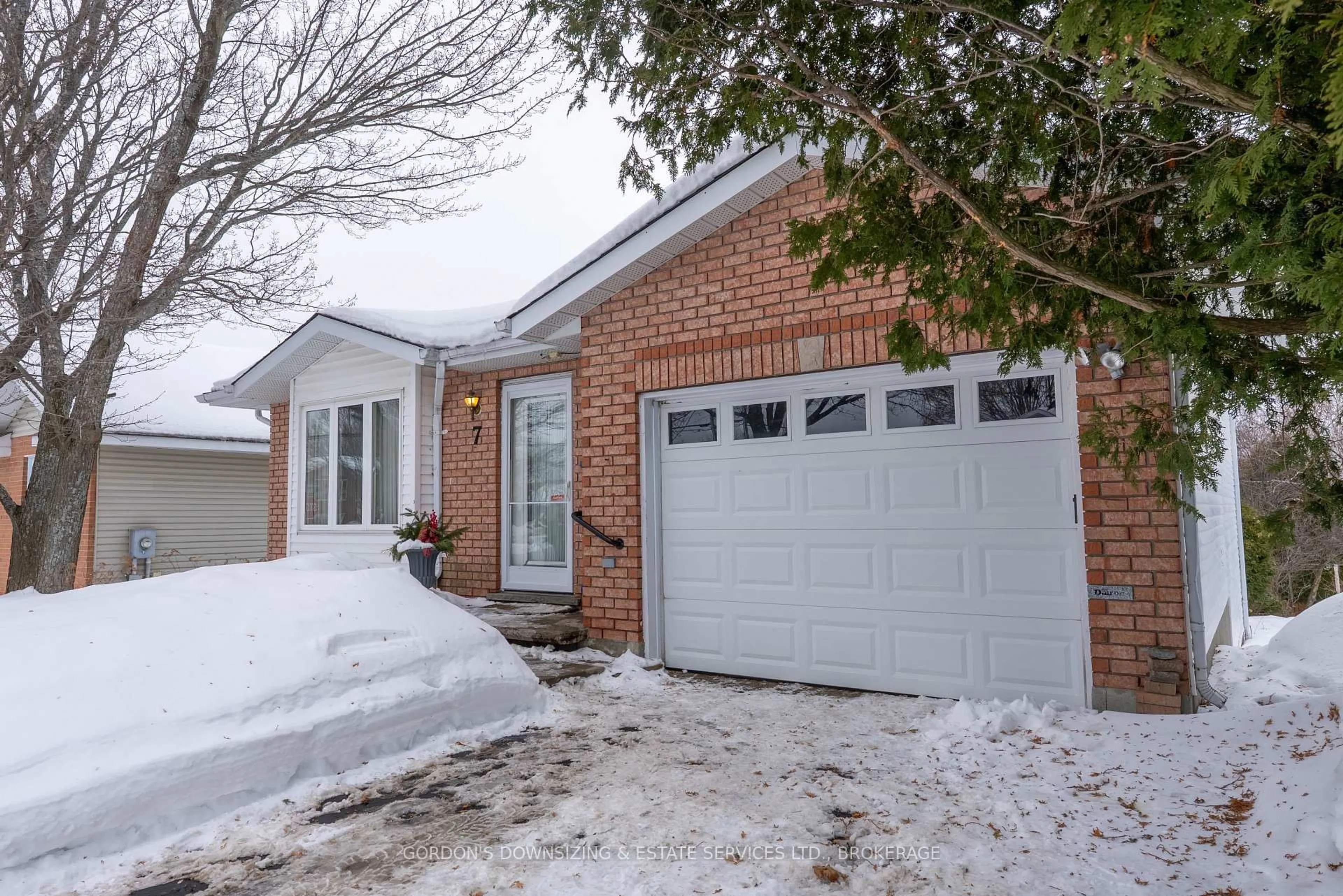 Home with brick exterior material, street for 7 Pebblehill Pl, Greater Sudbury Ontario P3E 5Y9