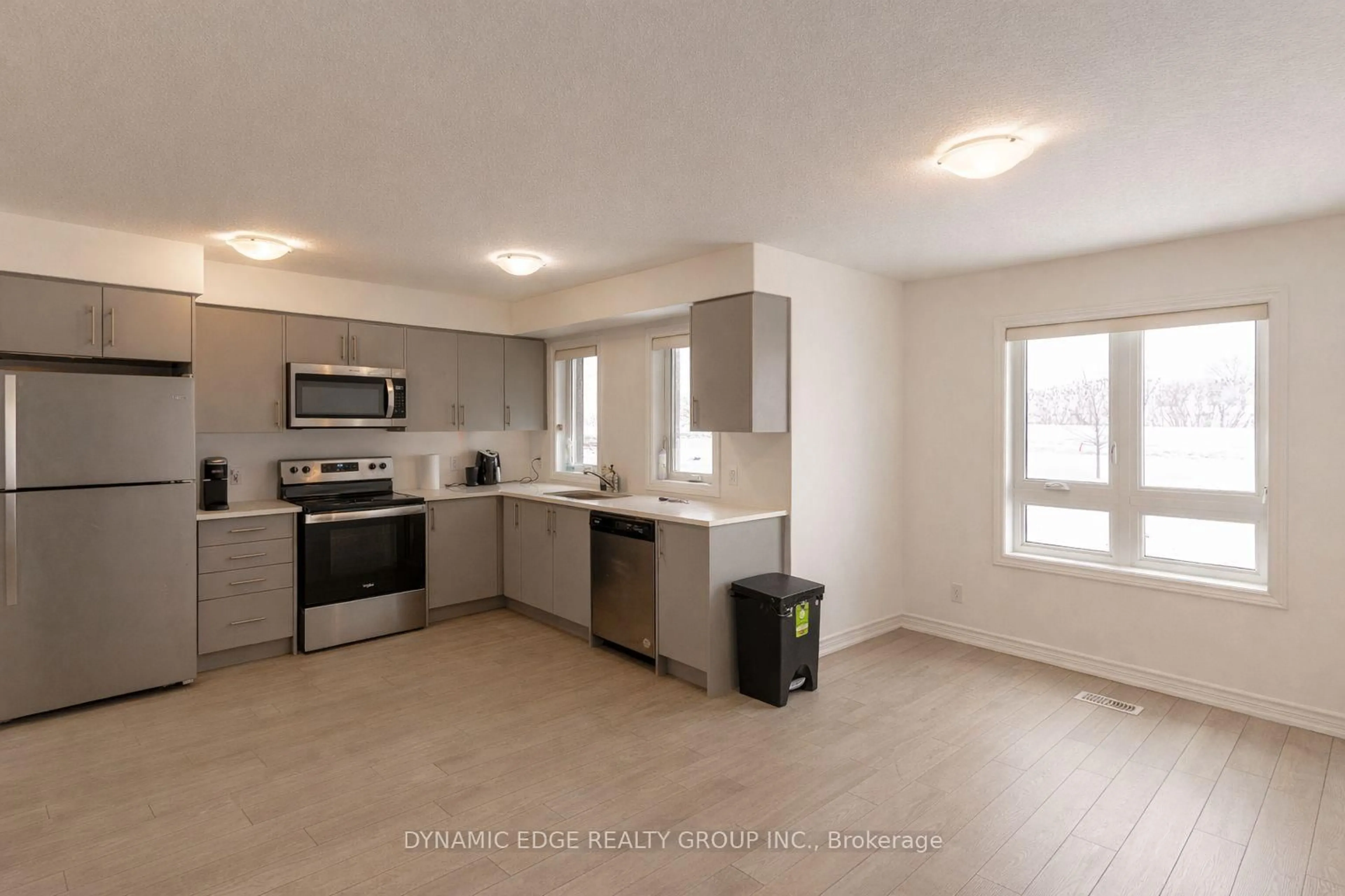 Unknown for 235 Chapel Hill Dr #25, Kitchener Ontario N2R 0S4