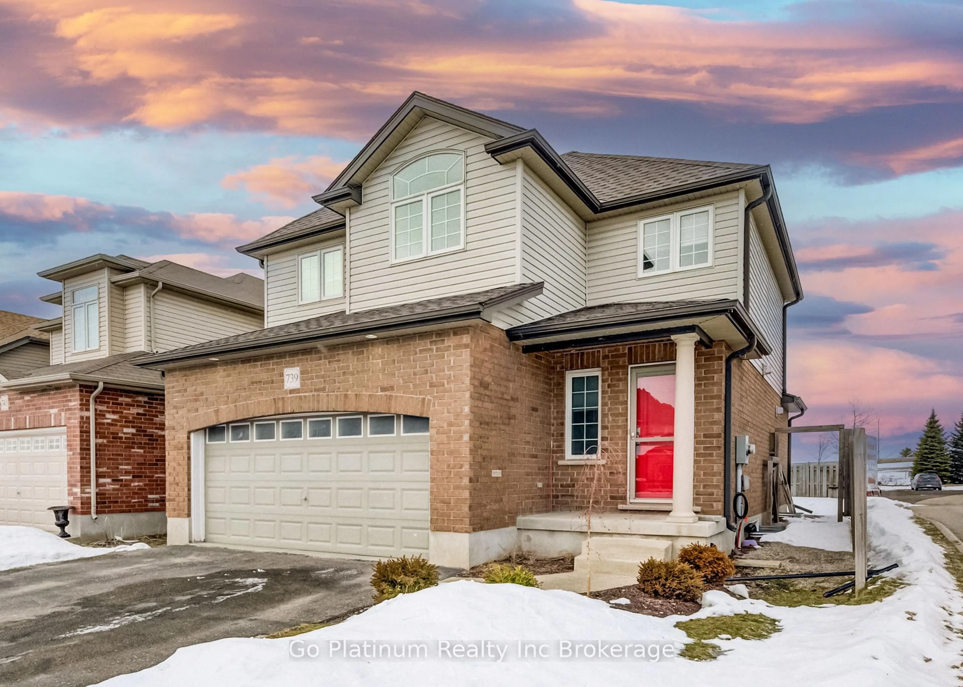 Home with brick exterior material, street for 739 Frontenac Cres, Woodstock Ontario N4V 0B1