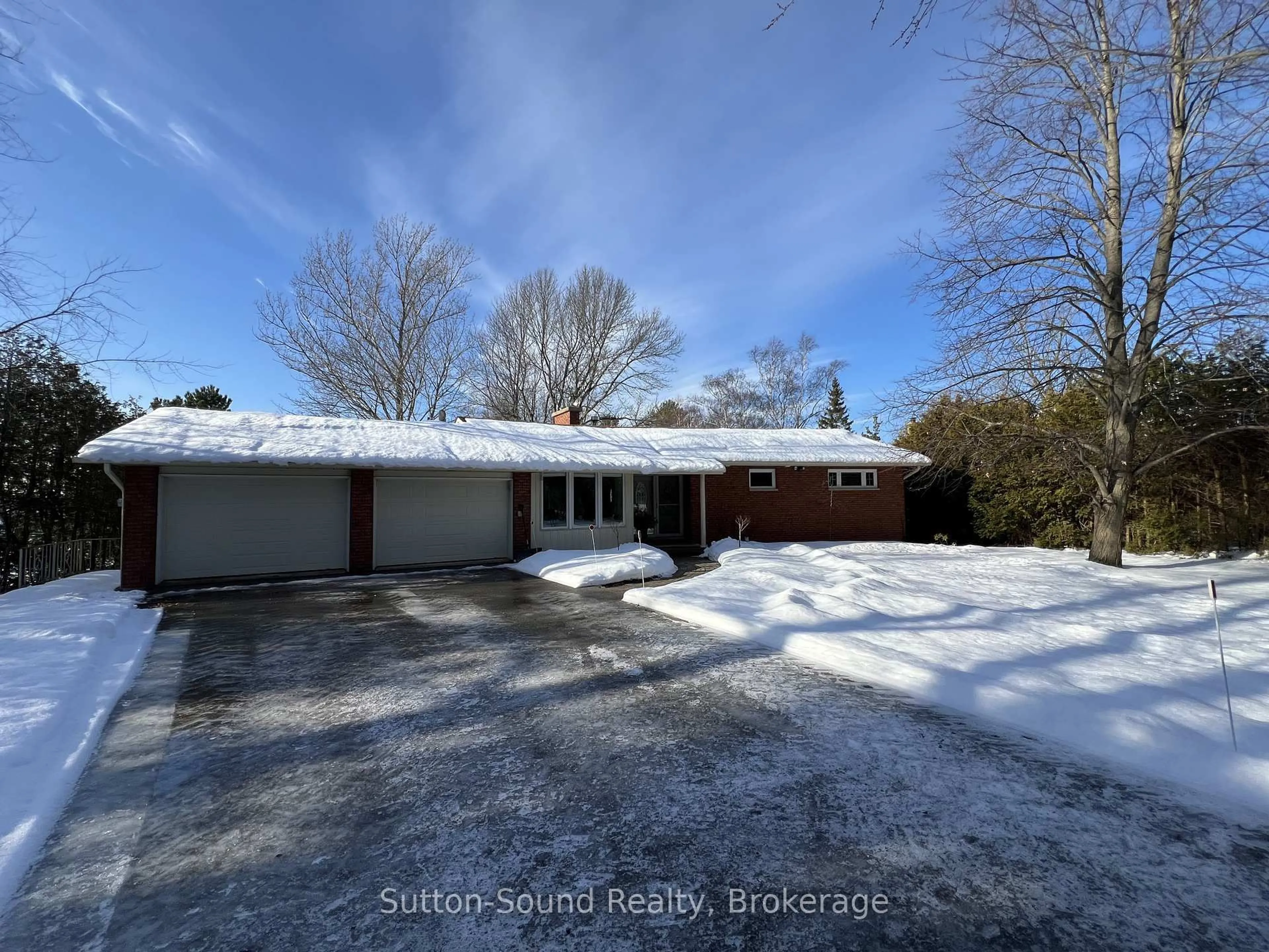 A pic from outside/outdoor area/front of a property/back of a property/a pic from drone, street for 359288 Grey Rd 15 Rd, Meaford Ontario N4K 5N3