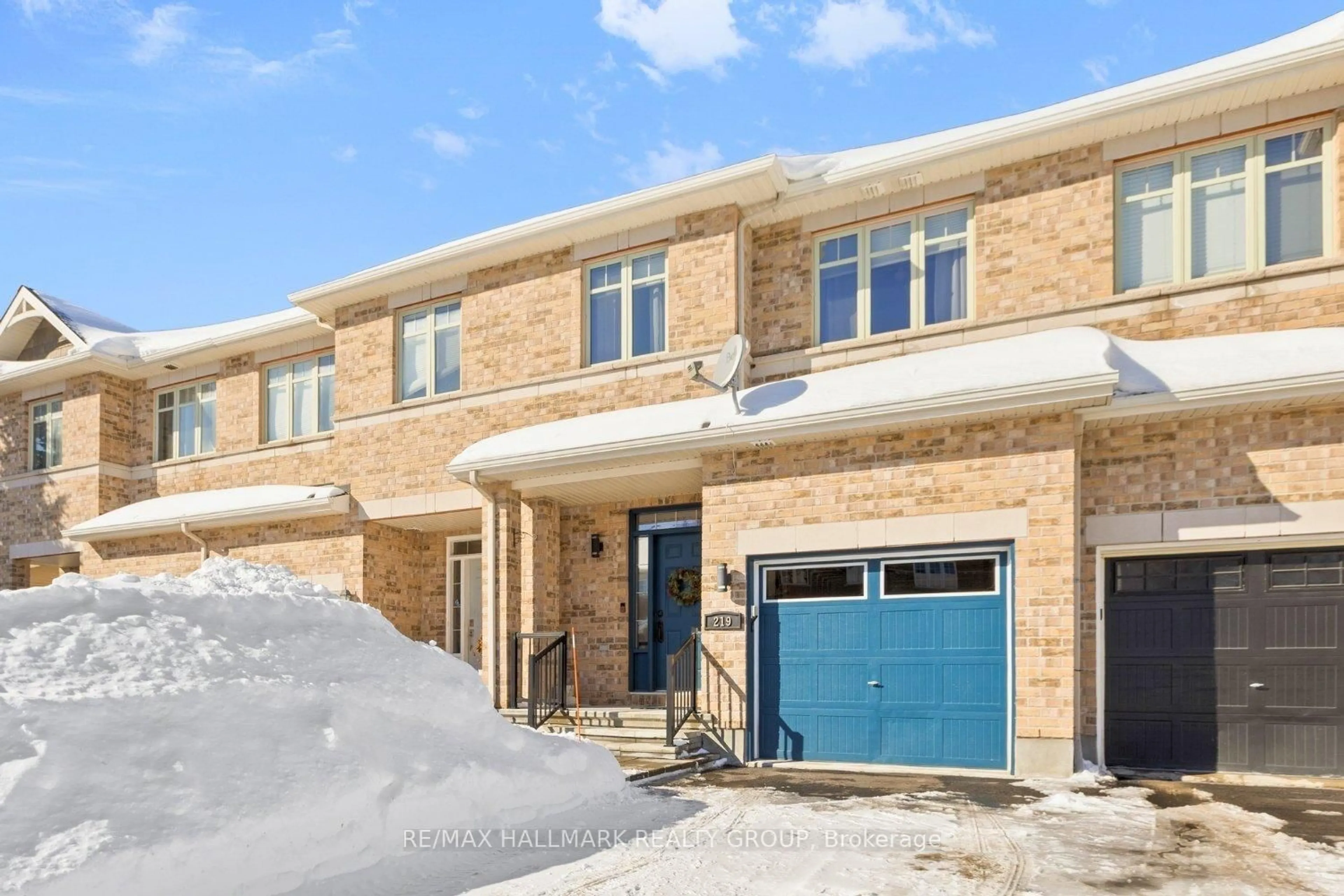 Home with brick exterior material, street for 219 Jersey Tea Circ, Ottawa Ontario K1V 2L4