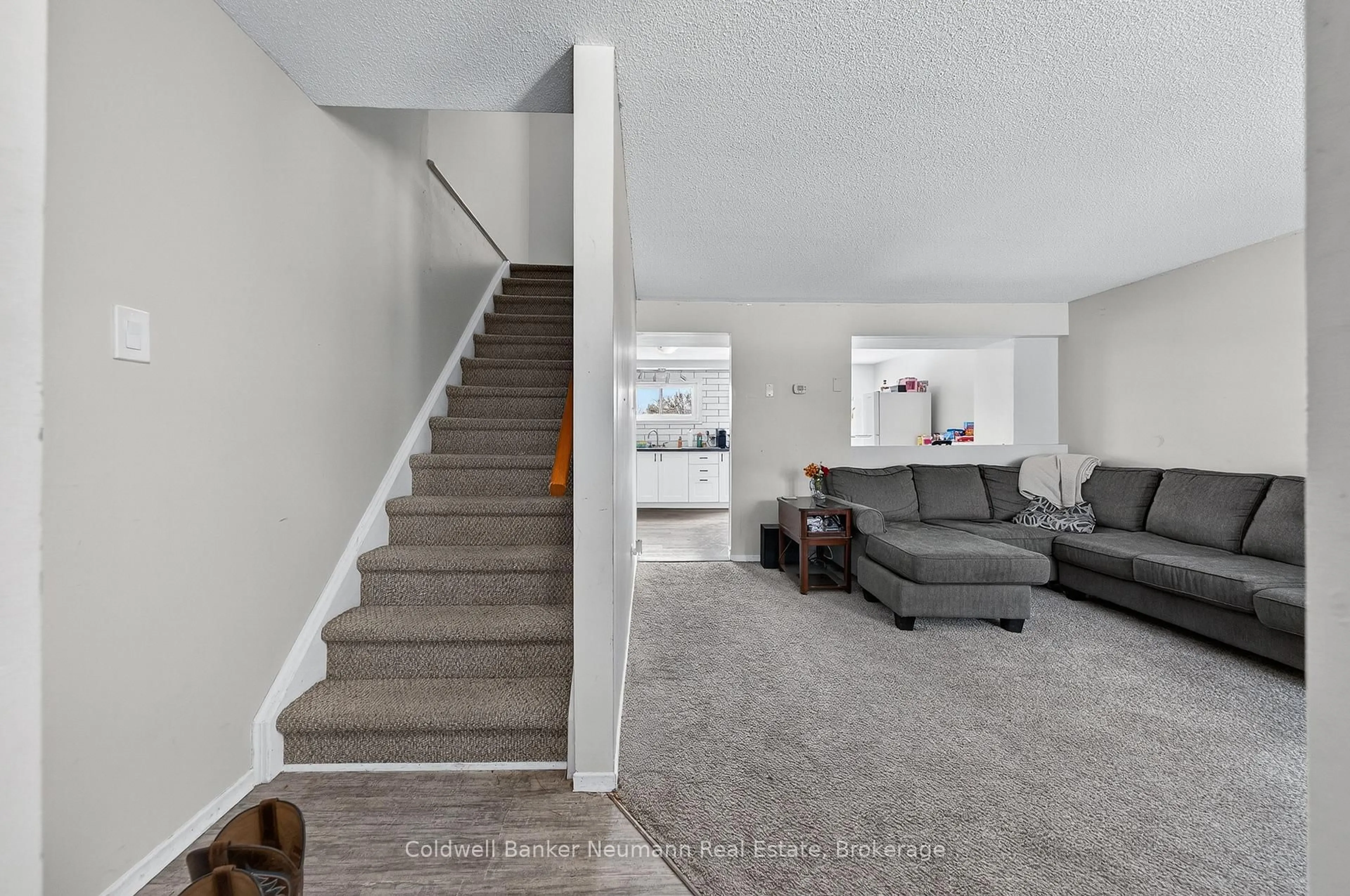 Unknown for 170 Ironwood Rd, Guelph Ontario N1G 3R4