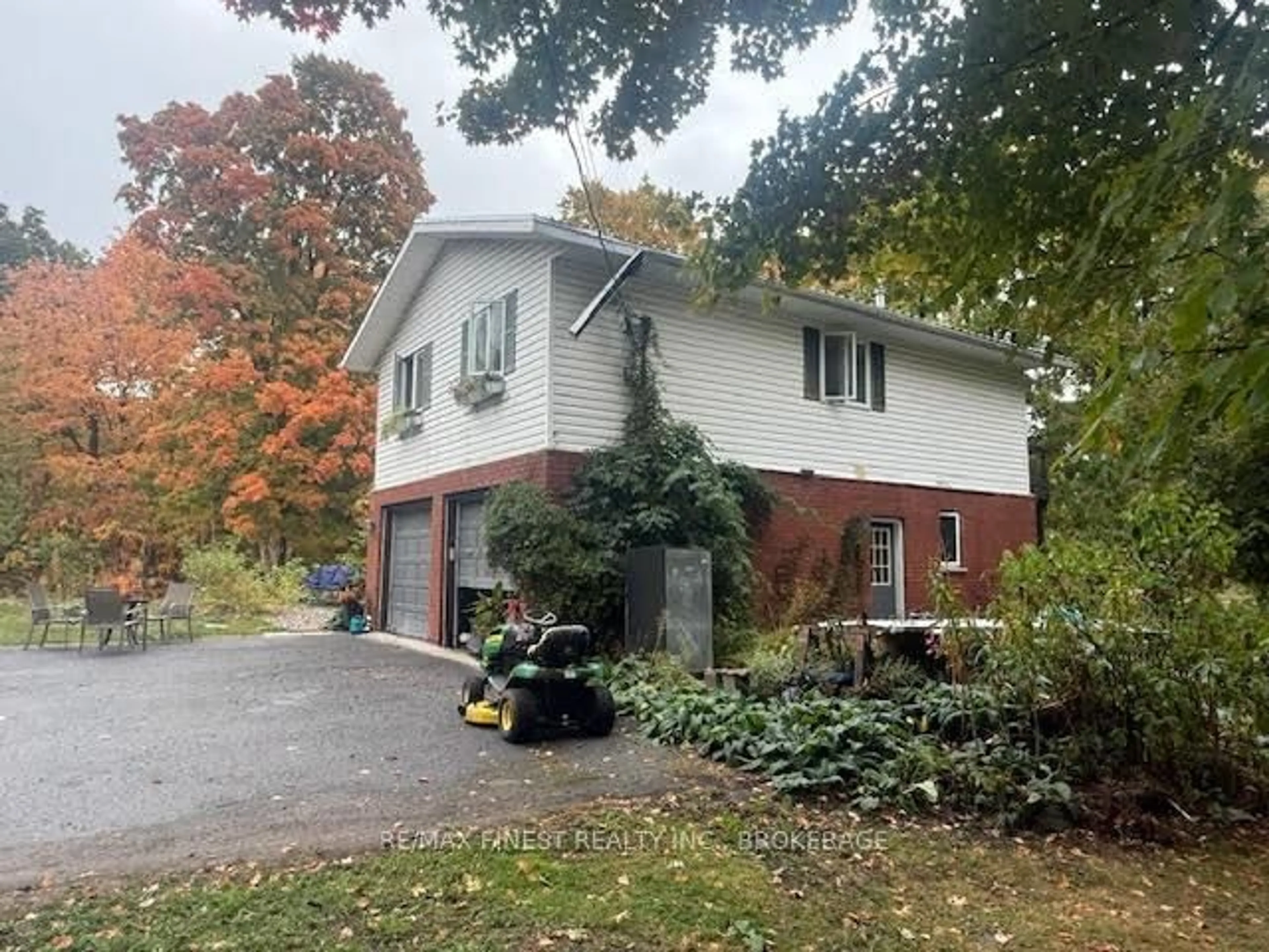 A pic from outside/outdoor area/front of a property/back of a property/a pic from drone, street for 4868 Battersea Rd, Bissett Creek Ontario K0H 2H0