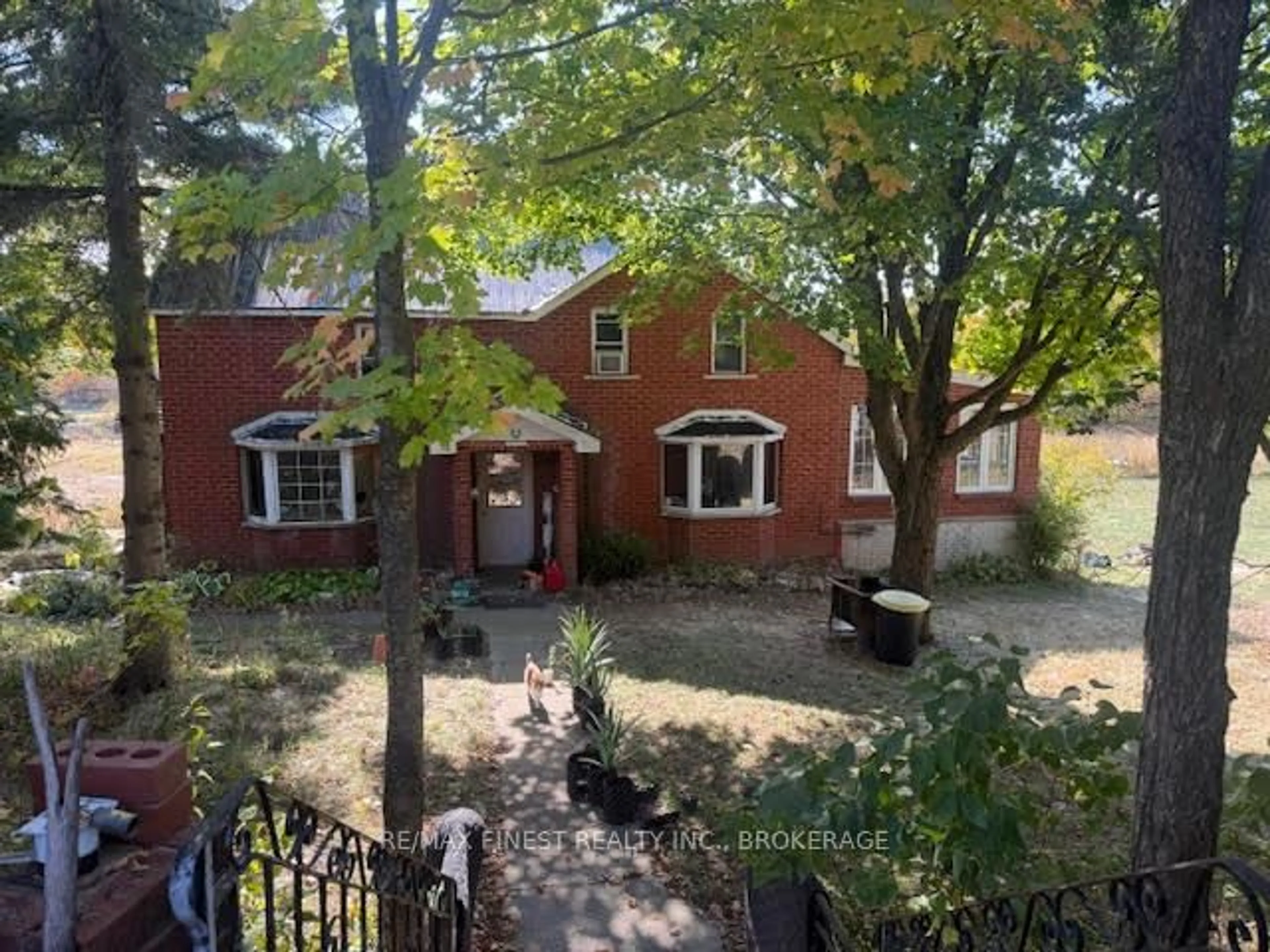 A pic from outside/outdoor area/front of a property/back of a property/a pic from drone, street for 6182 Battersea Rd, Inverary Ontario K0H 1X0