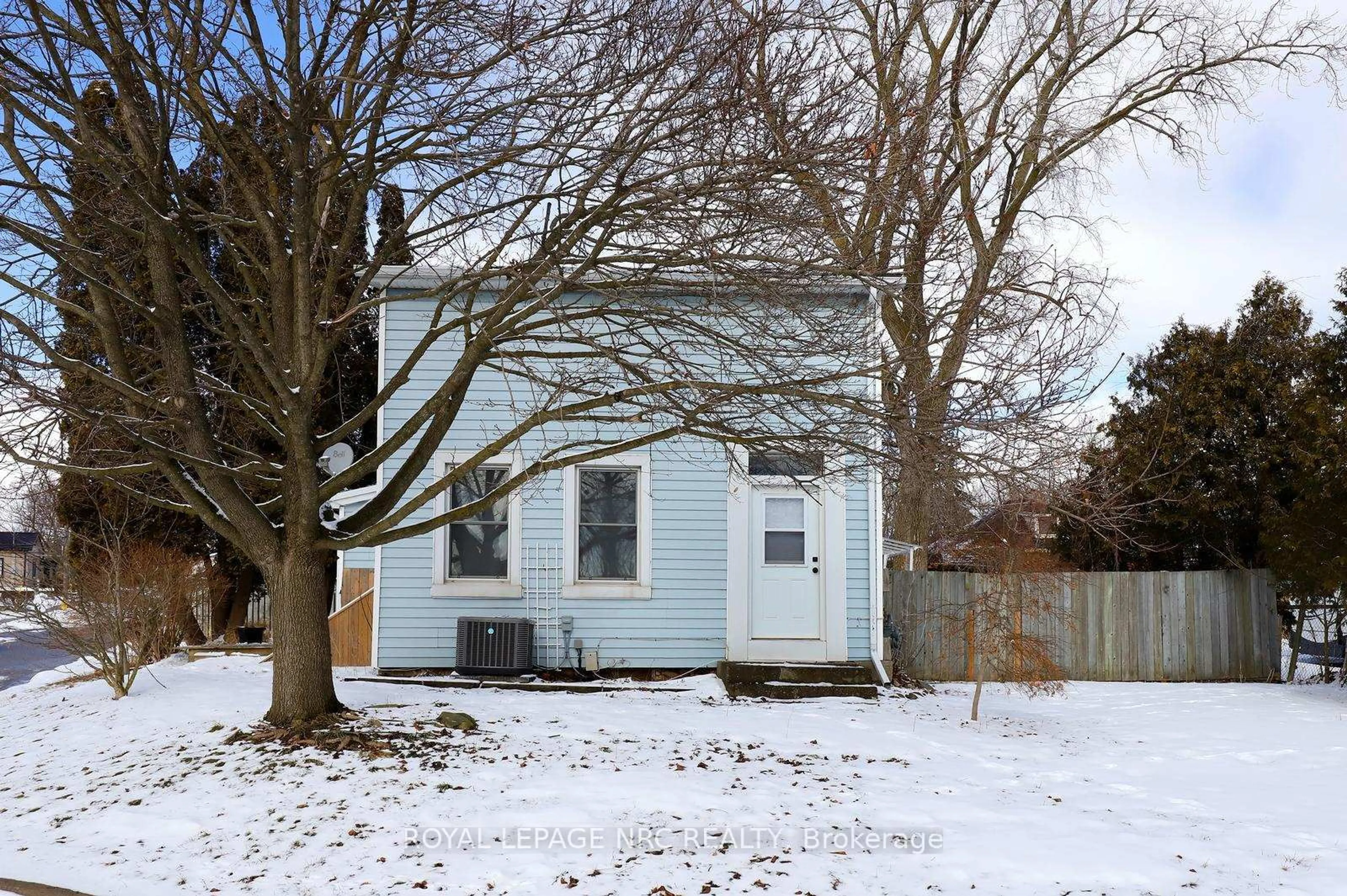 Shed for 1 John Ave, Brant Ontario N3L 2S8