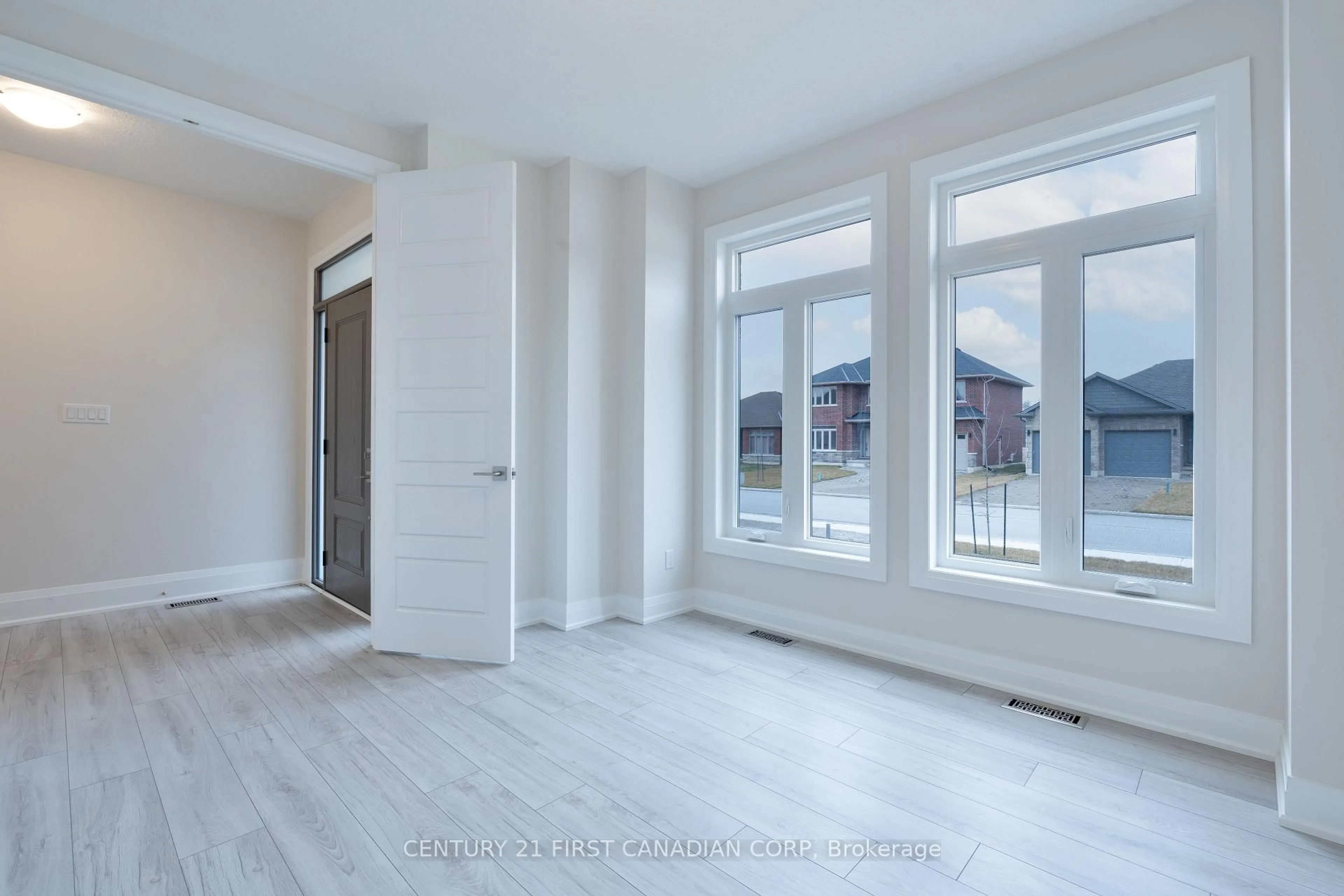 Unknown for 241 LEITCH St, Dutton/Dunwich Ontario N0L 1J0