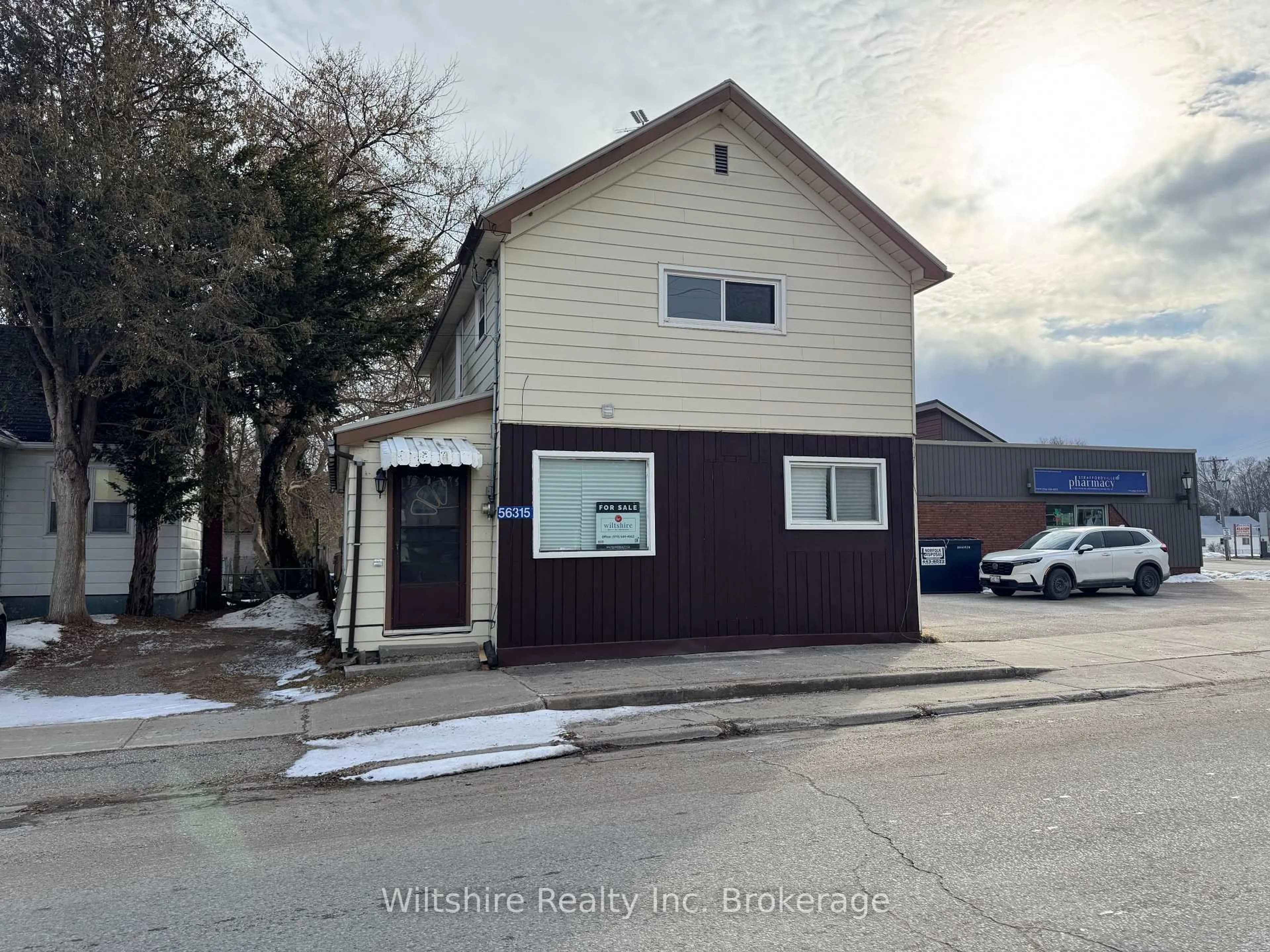 Home with vinyl exterior material, street for 56315 Heritage Line, Bayham Ontario N0J 1Y0