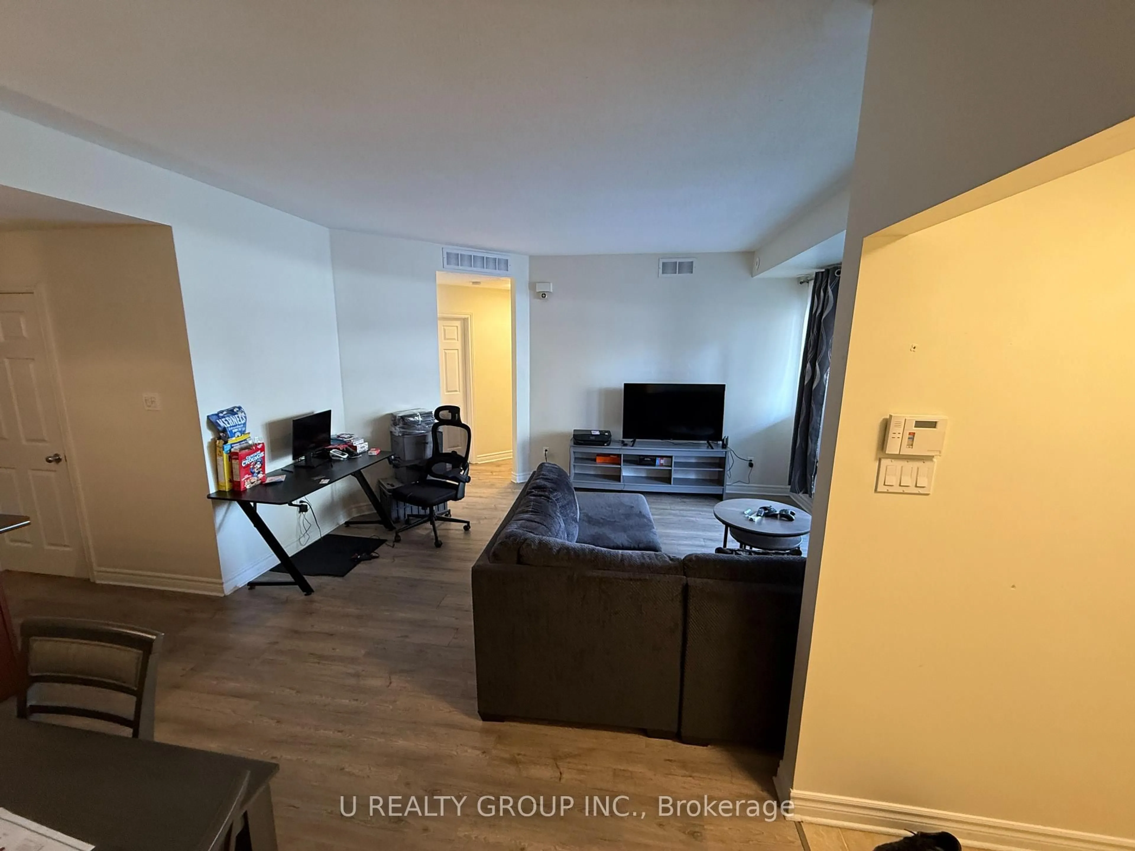 A pic of a room for 175 Water Bridge Dr #4, Ottawa Ontario K2G 7G3