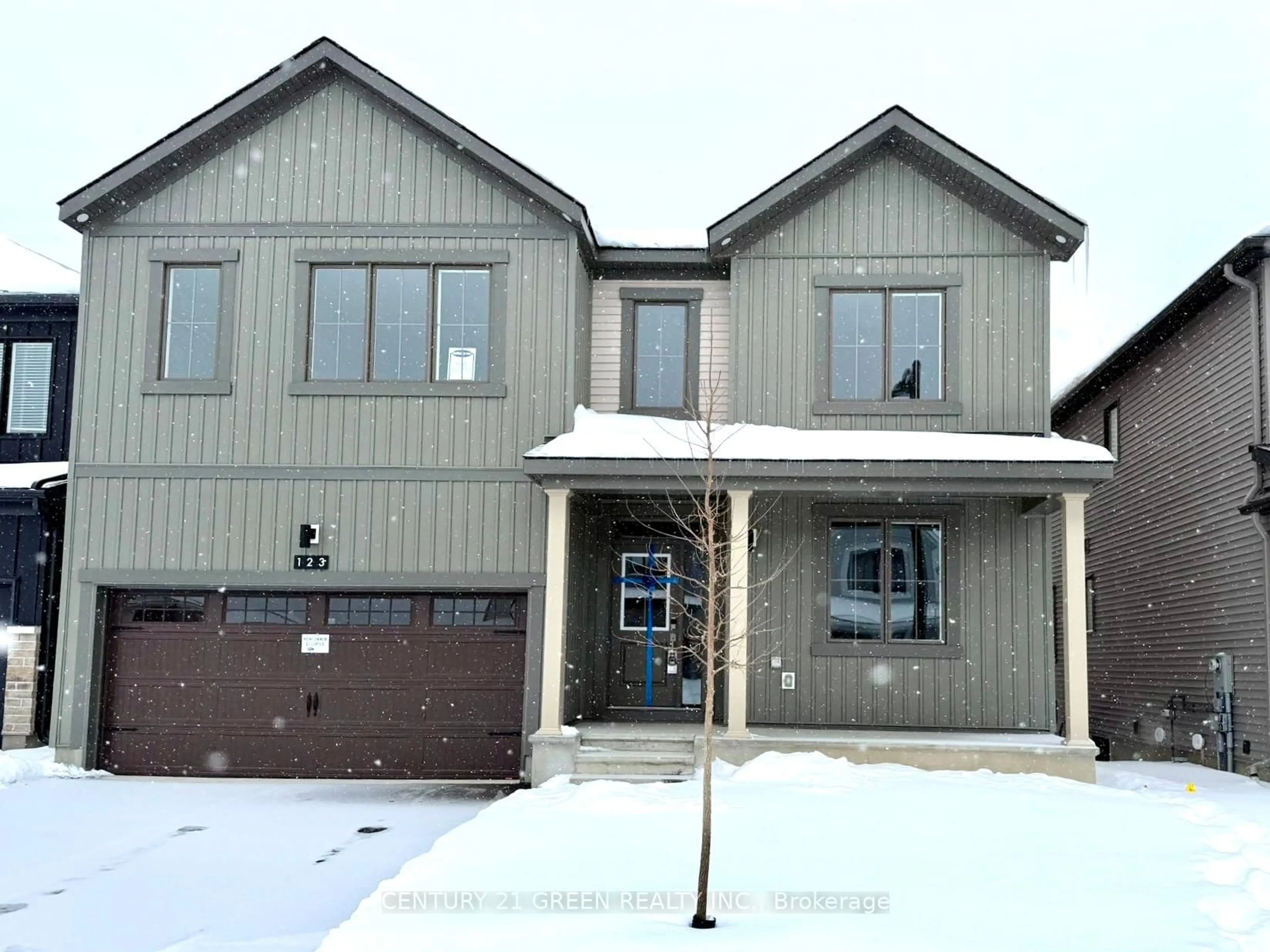 Home with brick exterior material, street for 123 Tonic Cres, Ottawa Ontario K2K 1X7