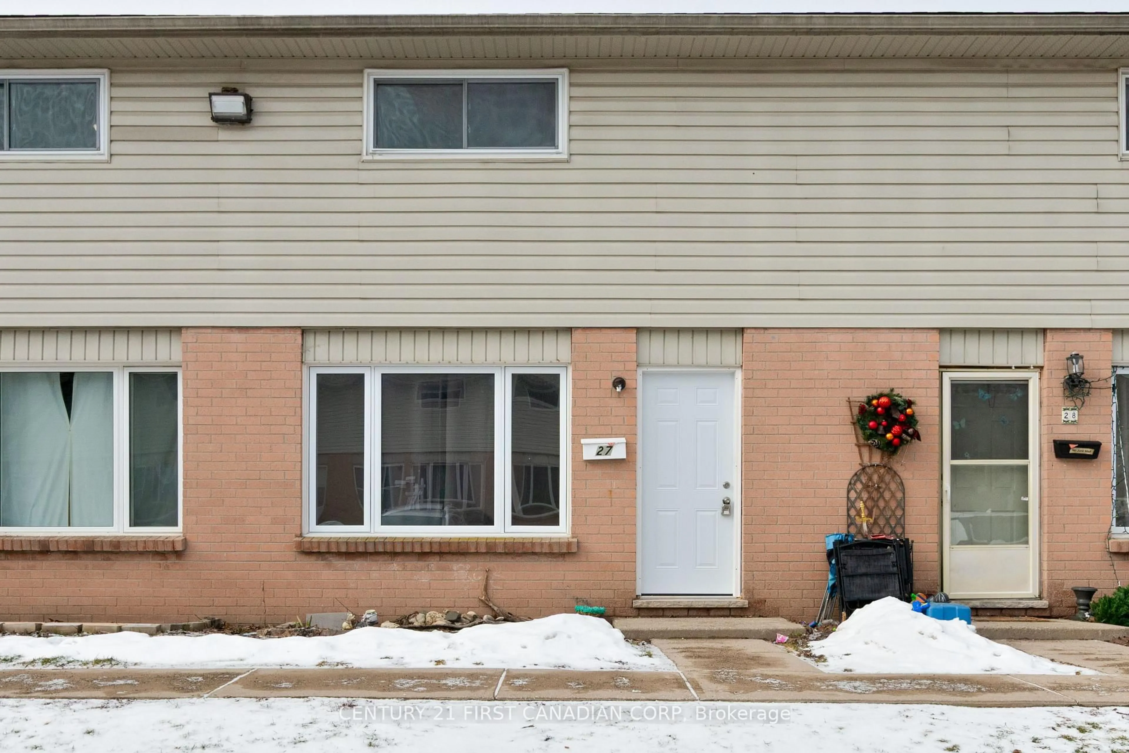 Unknown for 45 Gatewood Pl #27, London East Ontario N5Y 5A4