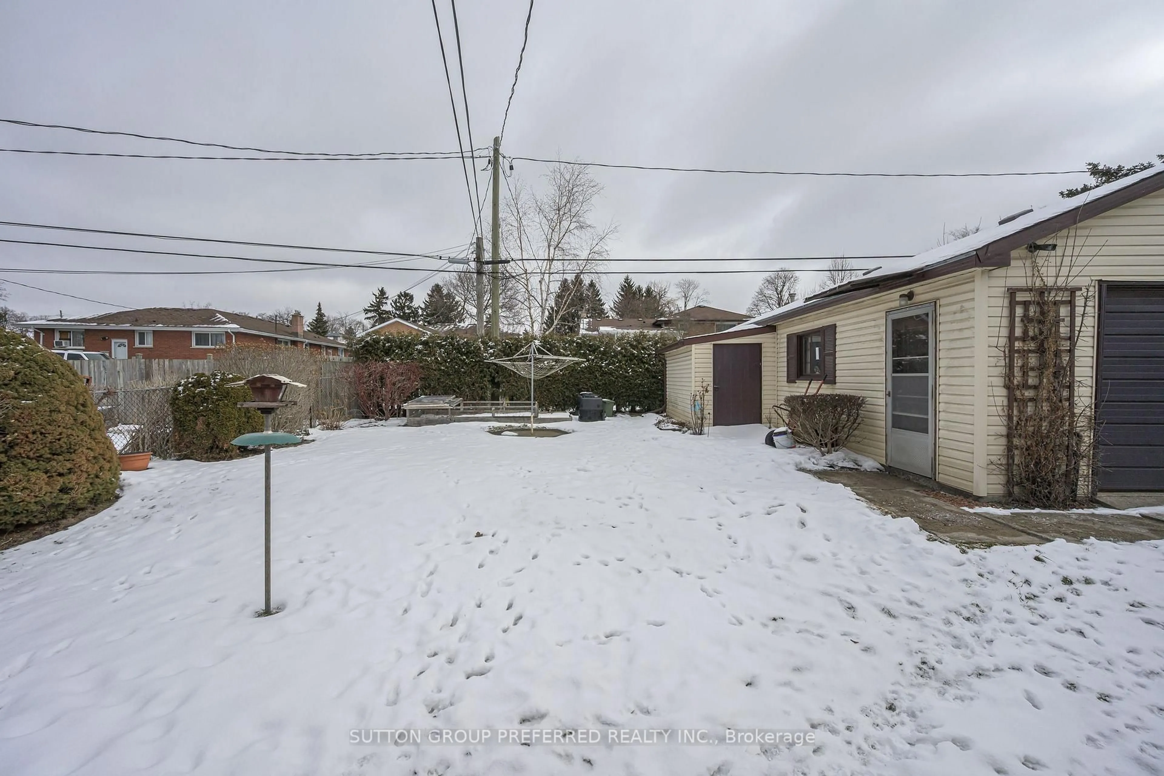 Patio, street for 268 King Edward Ave, London South Ontario N5Z 3V3