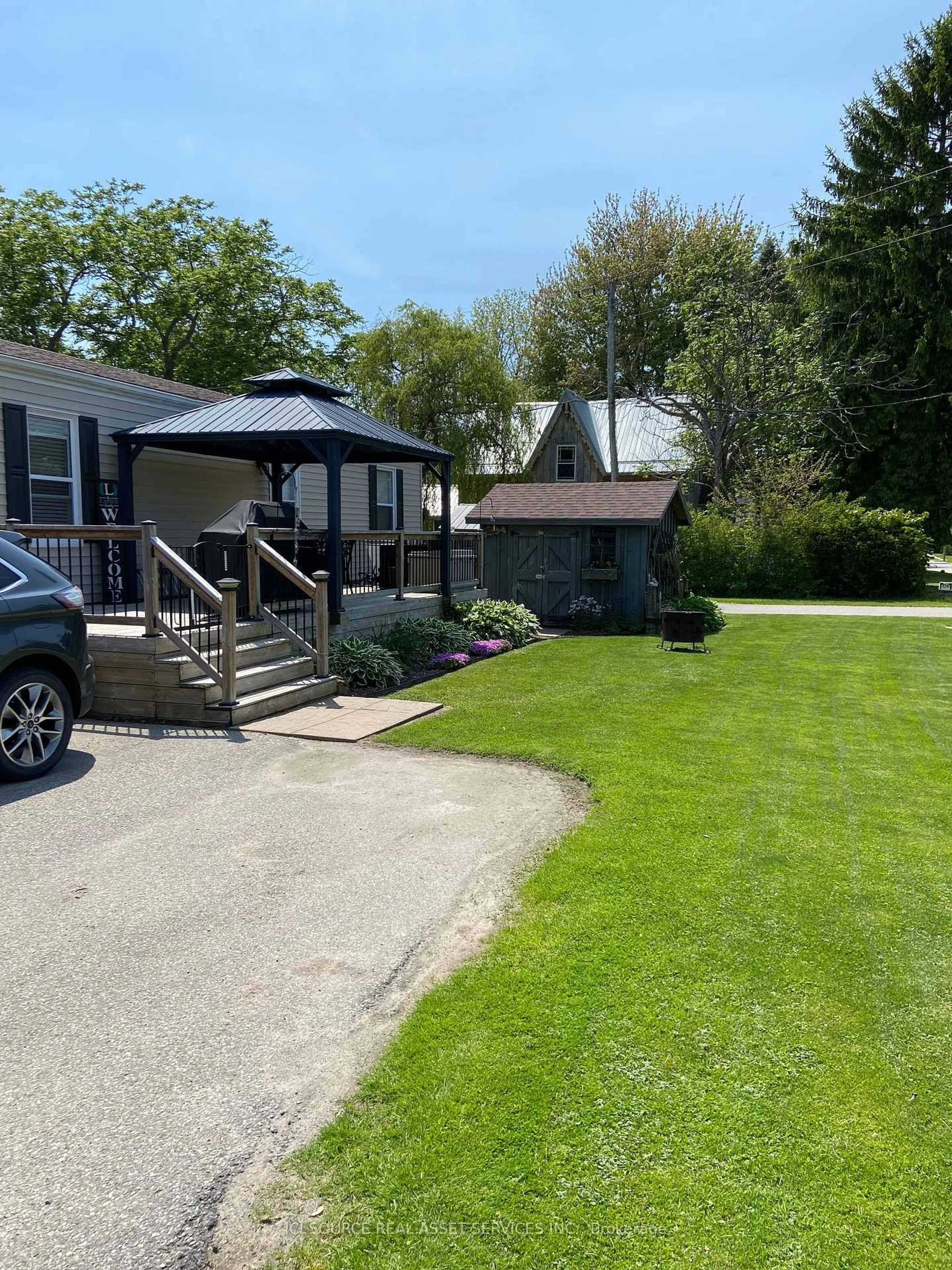 A pic from outside/outdoor area/front of a property/back of a property/a pic from drone, street for 33 Pitt St #50, Bayham Ontario N0J 1T0