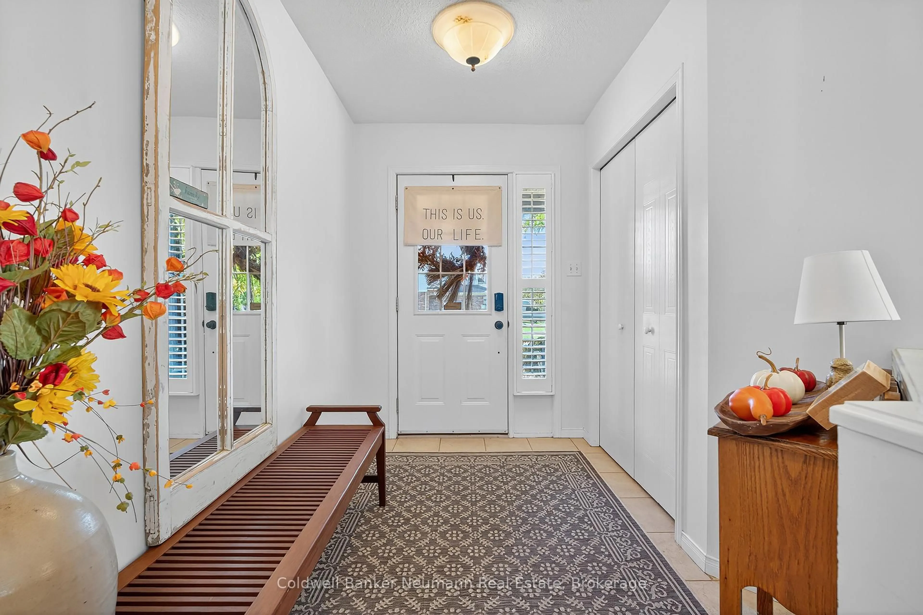 Indoor entryway for 17 Milson Cres, Guelph Ontario N1C 1H1