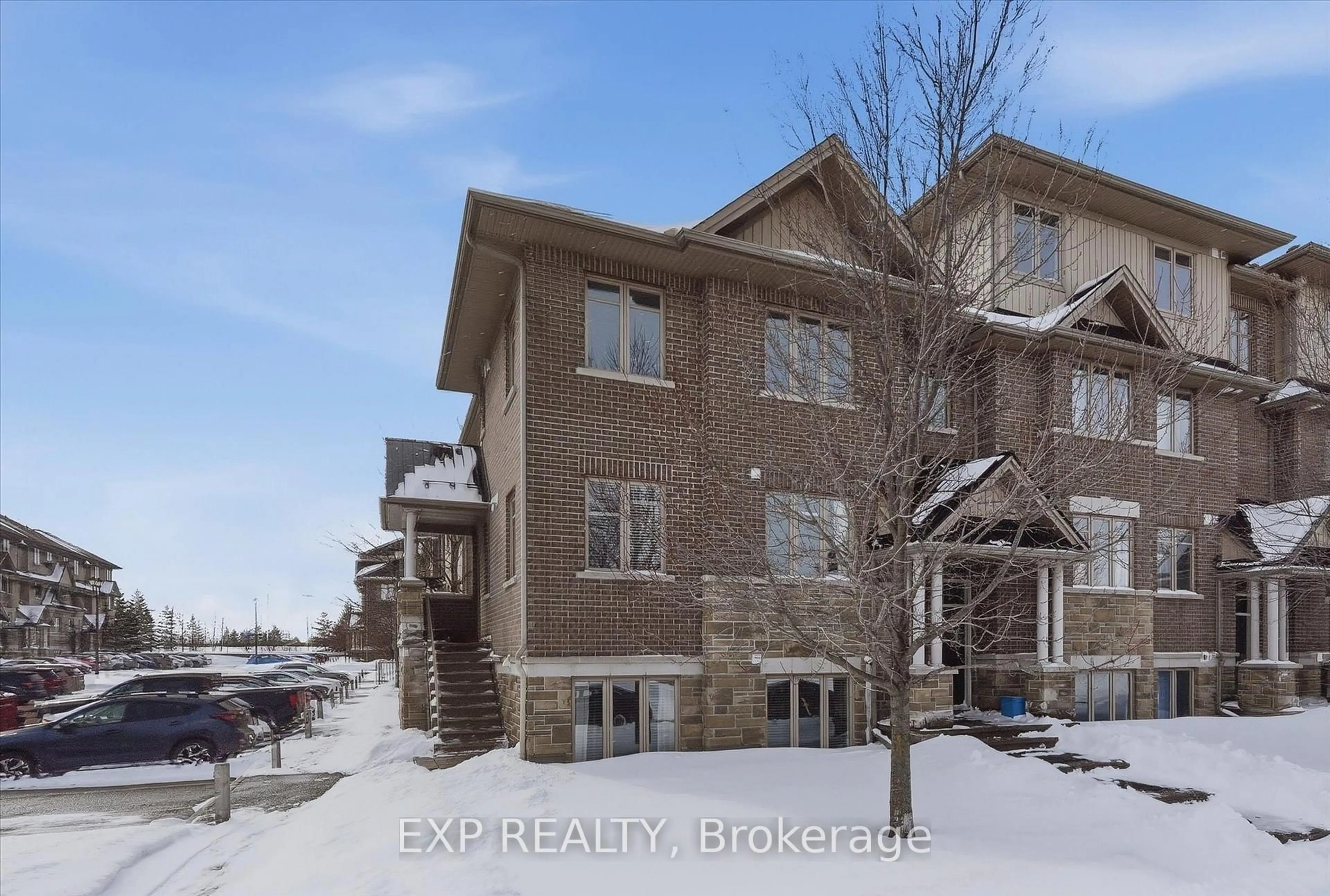 A pic from outside/outdoor area/front of a property/back of a property/a pic from drone, unknown for 194 Hornchurch Lane #5, Ottawa Ontario K2J 2T3