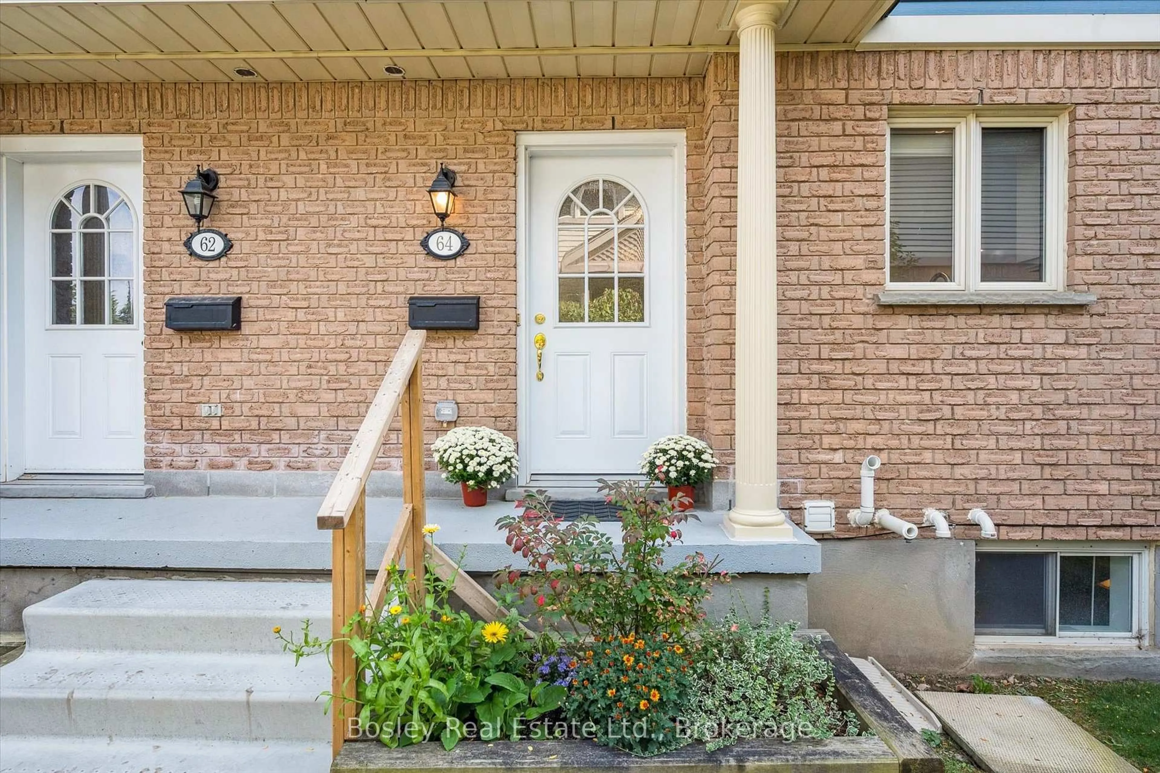 Home with brick exterior material, street for 941 Gordon St #64, Guelph Ontario N1G 4R9