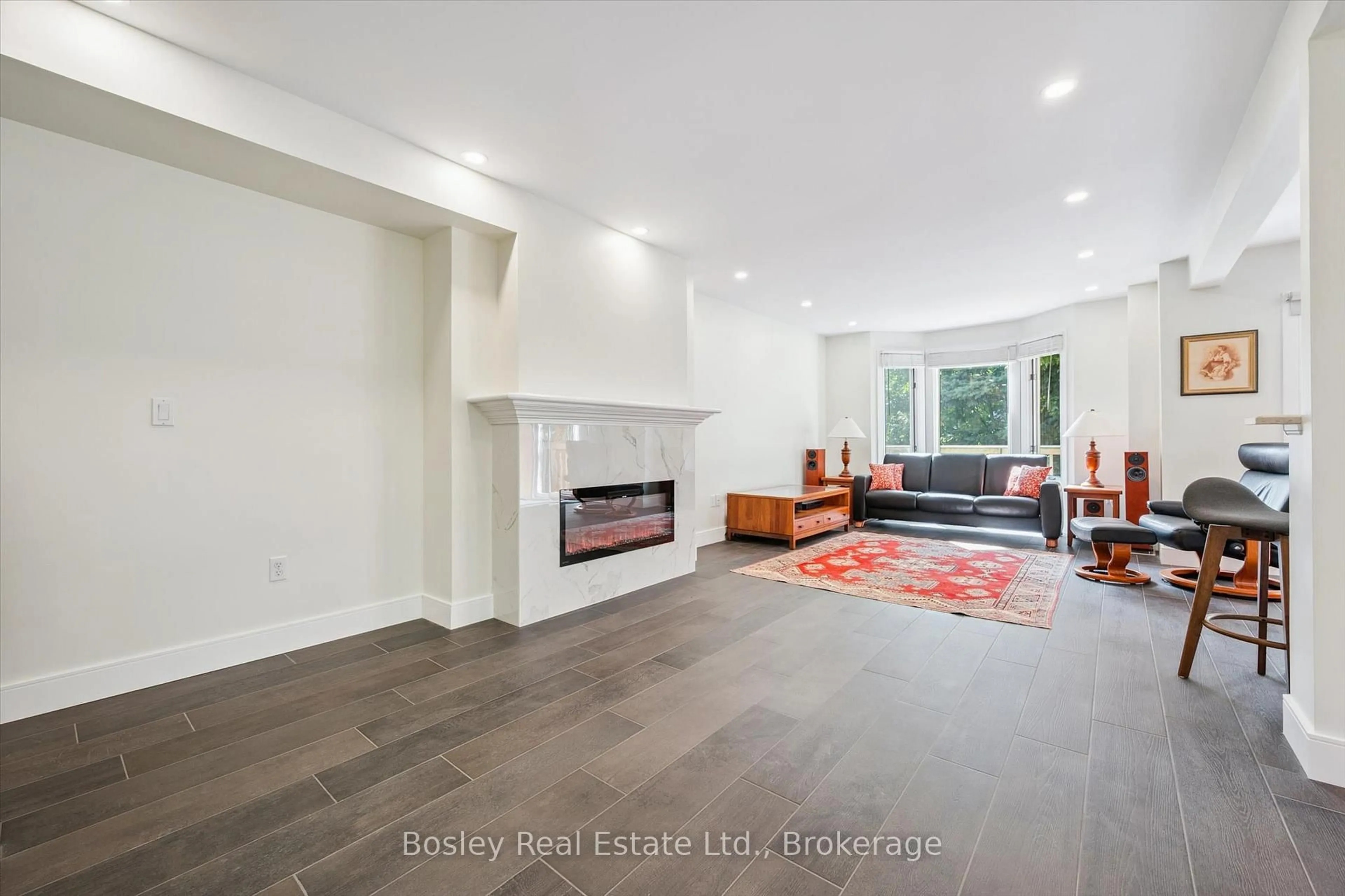 Living room with furniture, unknown for 941 Gordon St #64, Guelph Ontario N1G 4R9