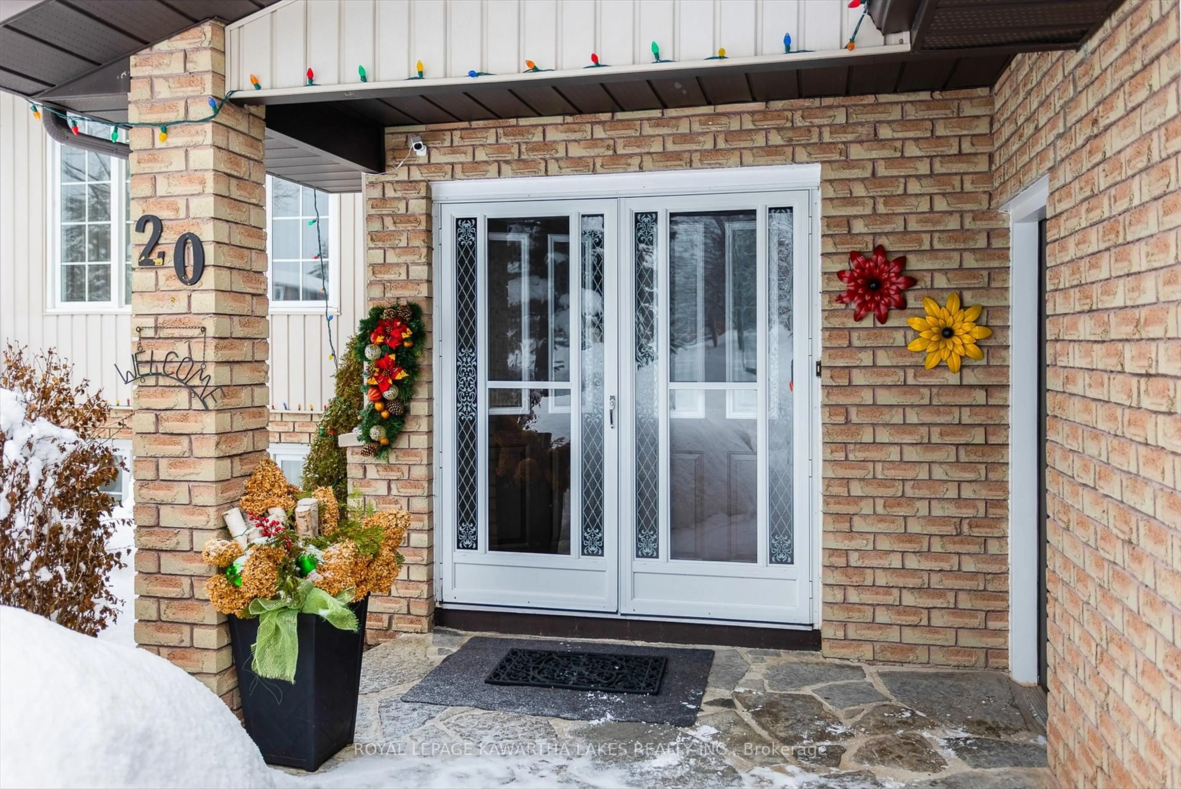 Indoor entryway for 20 Cedartree Lane, Kawartha Lakes Ontario K0M 1A0