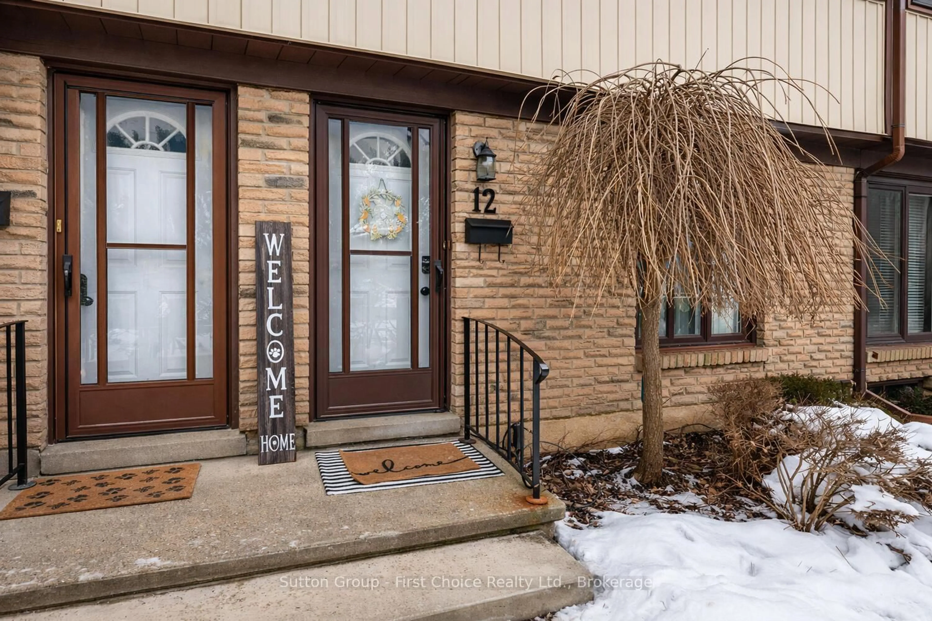 Indoor entryway for 91 Avonwood Dr #12, Stratford Ontario N4Z 1B2